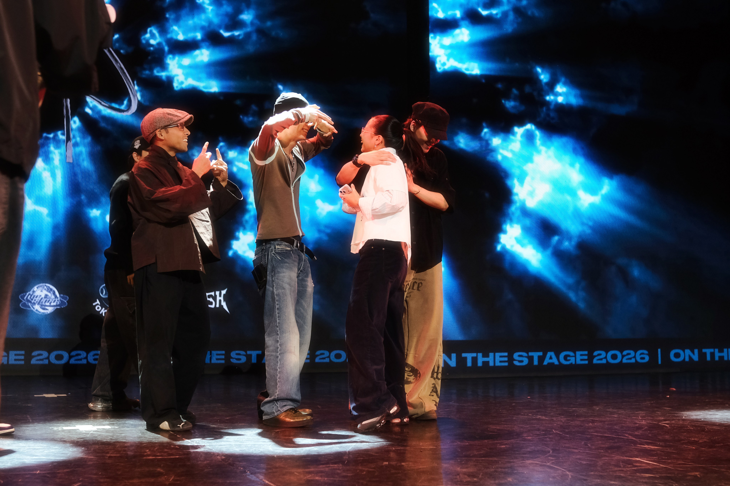 ON THE STAGE 03.10.2026. Креативный фотограф и ретушёр в Астане и Омске
