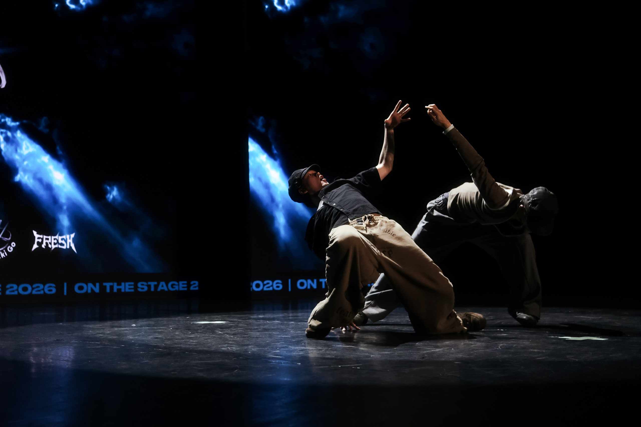 ON THE STAGE 03.10.2026. Креативный фотограф и ретушёр в Астане и Омске