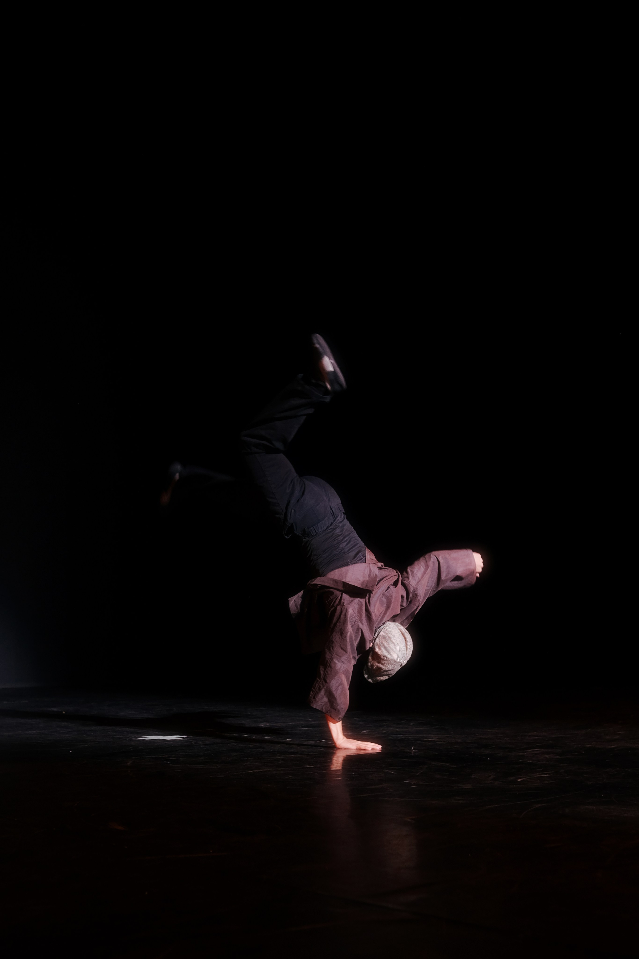 ON THE STAGE 03.10.2026. Креативный фотограф и ретушёр в Астане и Омске