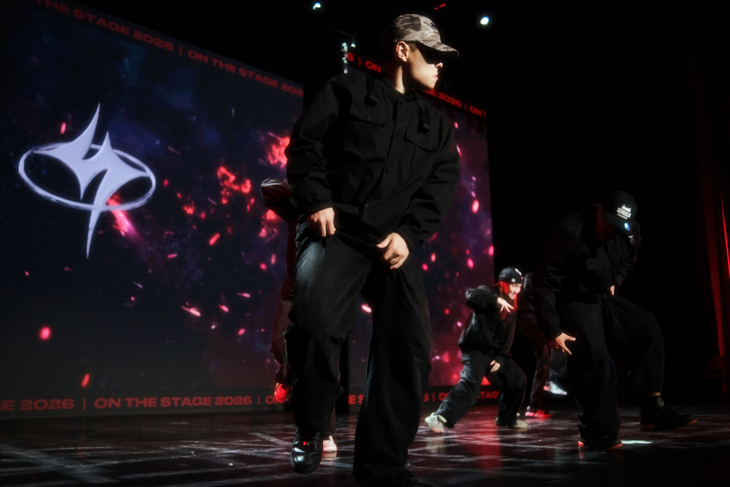 ON THE STAGE 03.10.2026. Креативный фотограф и ретушёр в Астане и Омске