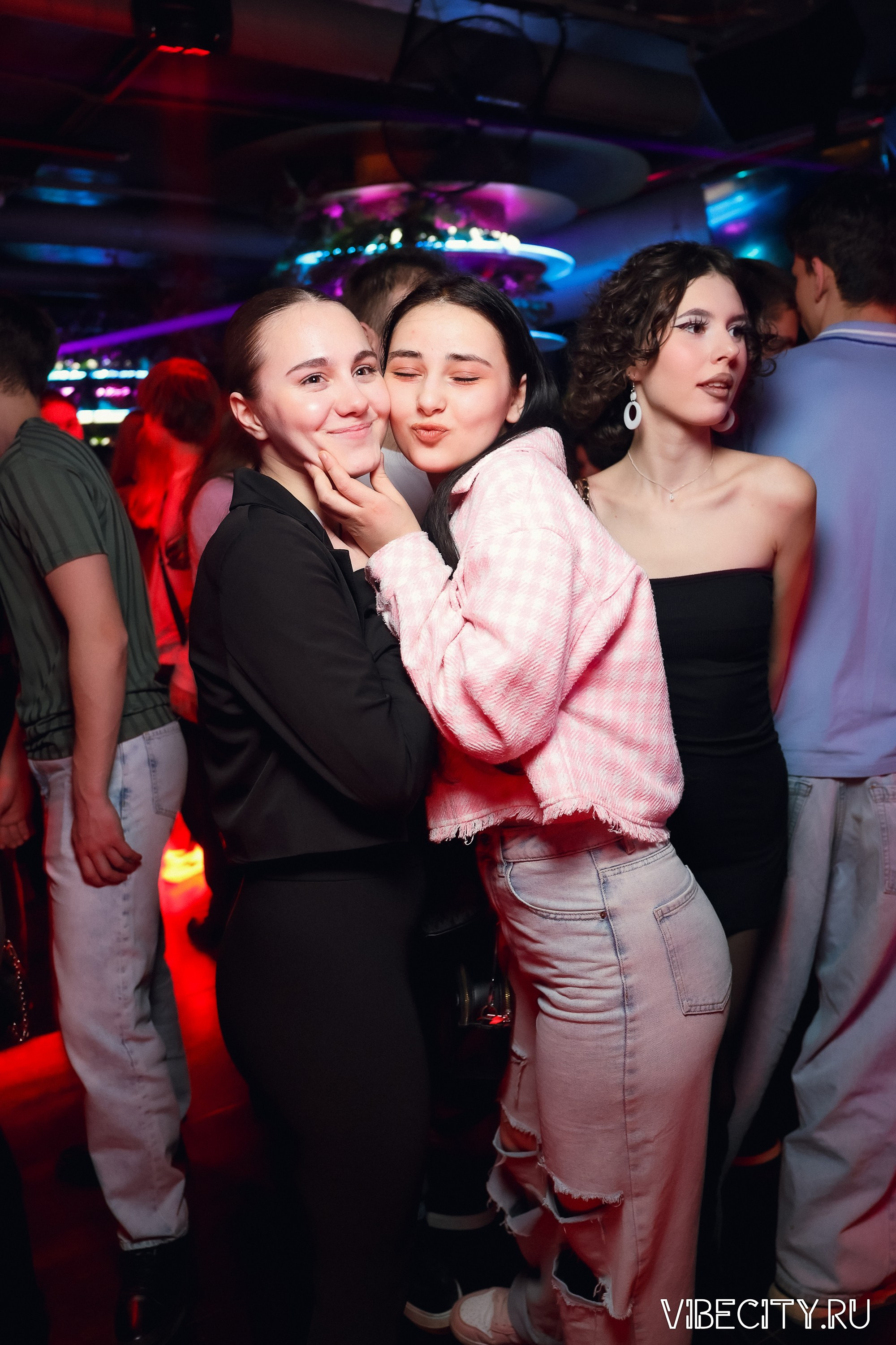 DOUBLE U. VIBECITY.RU Вайб Сити Ру Фоторепортажи Фотоотчеты Калининград