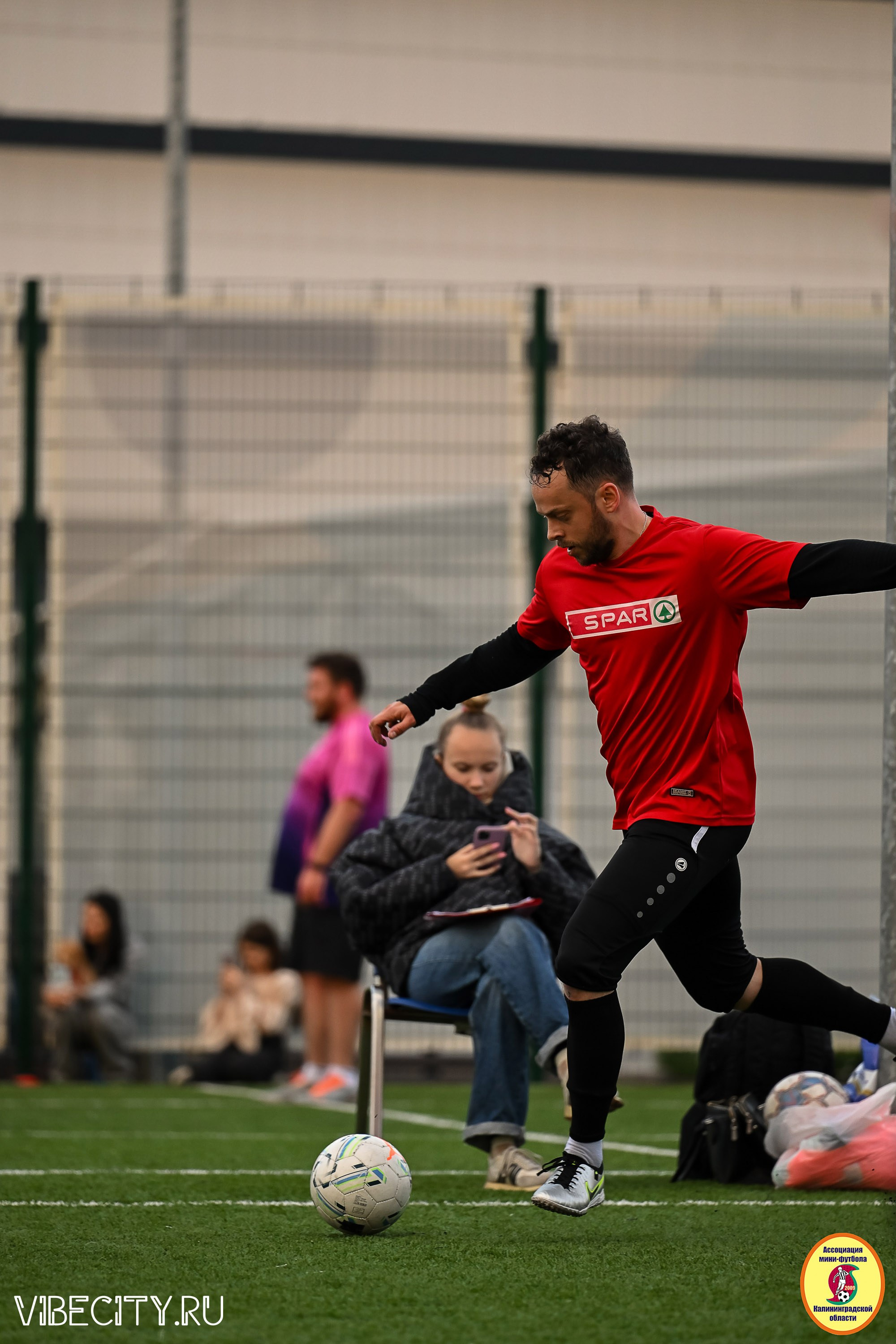 ИГРЫ МИНИ-ФУТБОЛЬНОЙ ЛИГИ. VIBECITY.RU Вайб Сити Ру Фоторепортажи Фотоотчеты Калининград