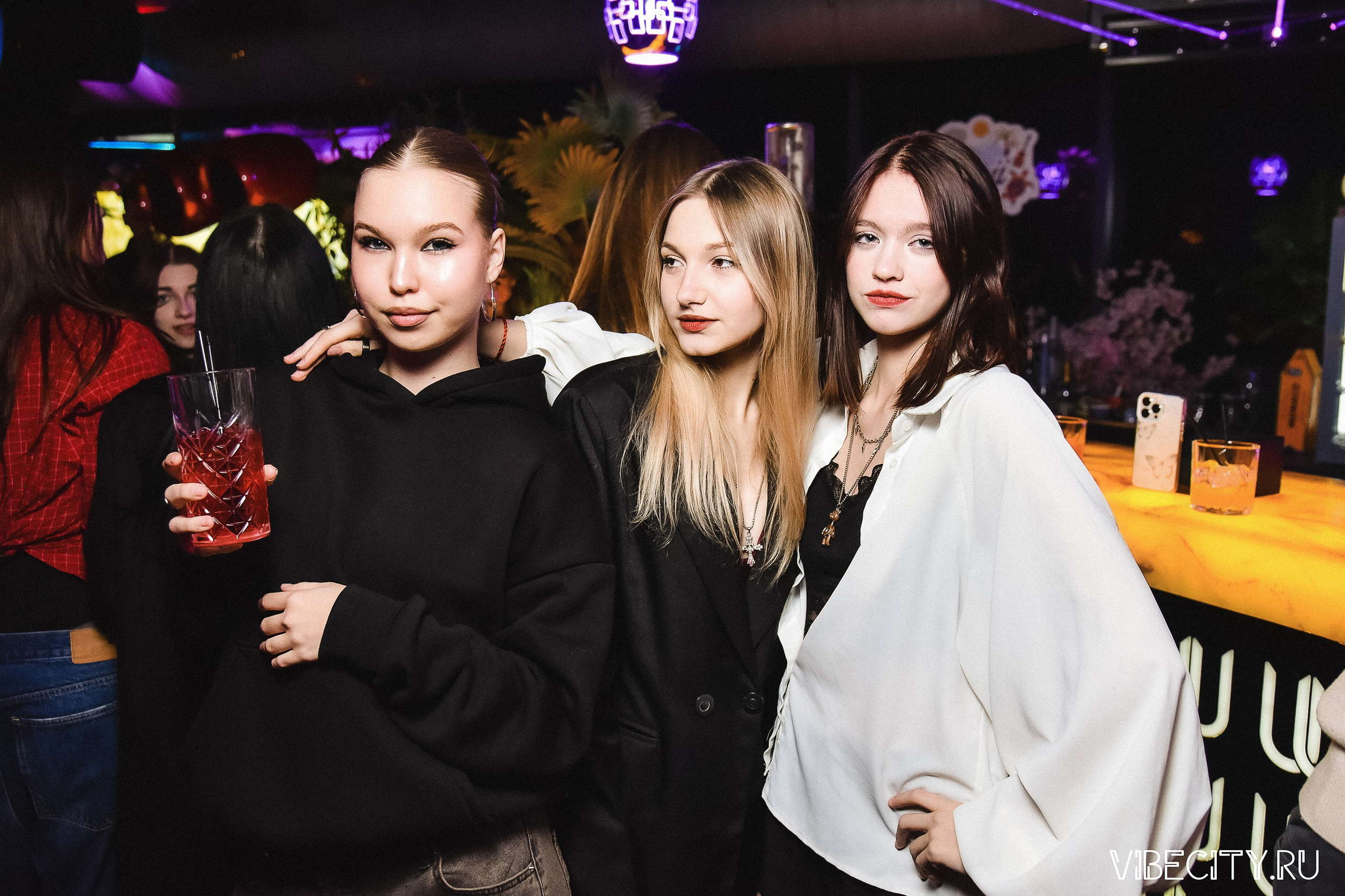 DOUBLE U. VIBECITY.RU Вайб Сити Ру Фоторепортажи Фотоотчеты Калининград