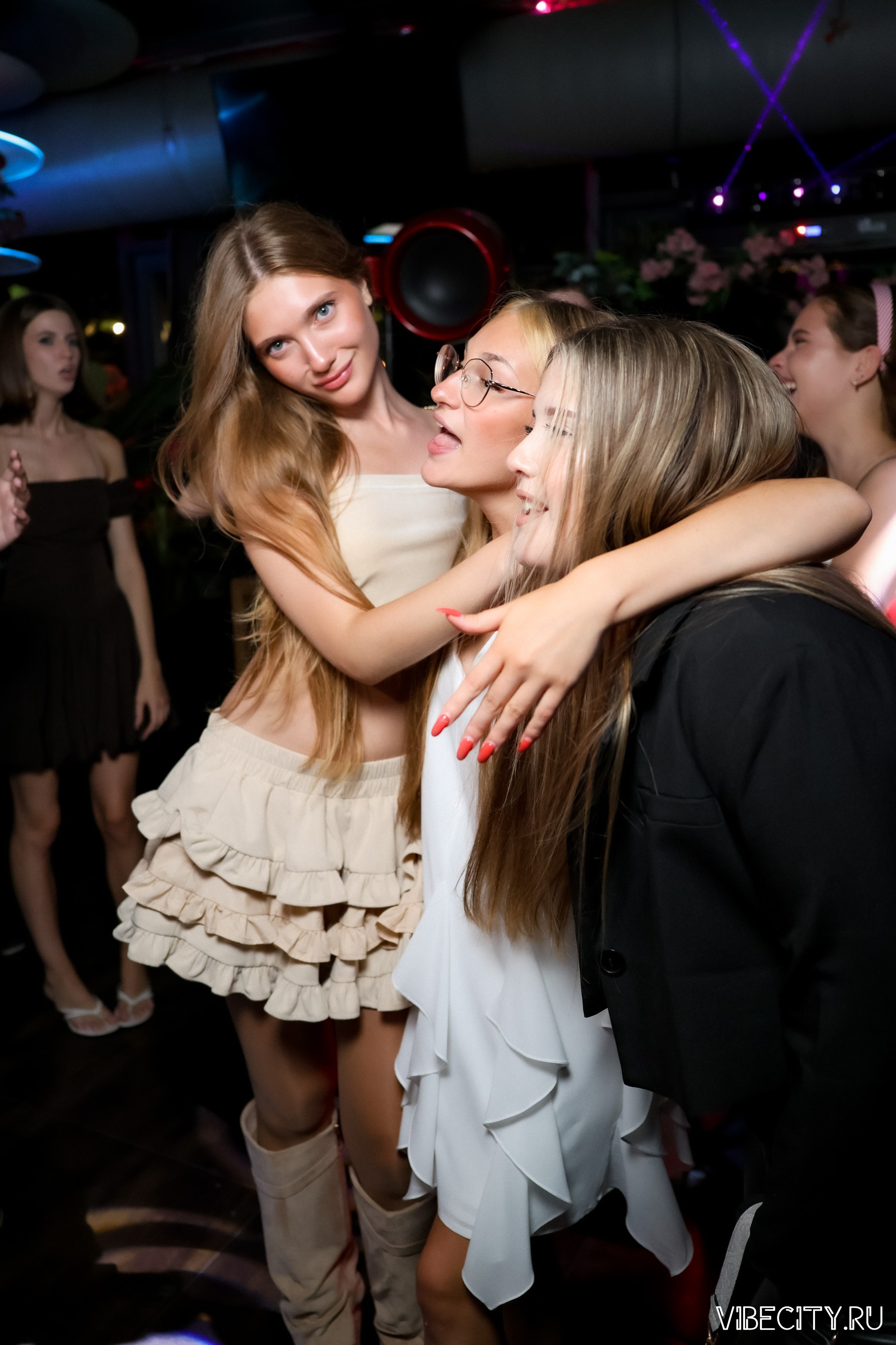 DOUBLE U. VIBECITY.RU Вайб Сити Ру Фоторепортажи Фотоотчеты Калининград
