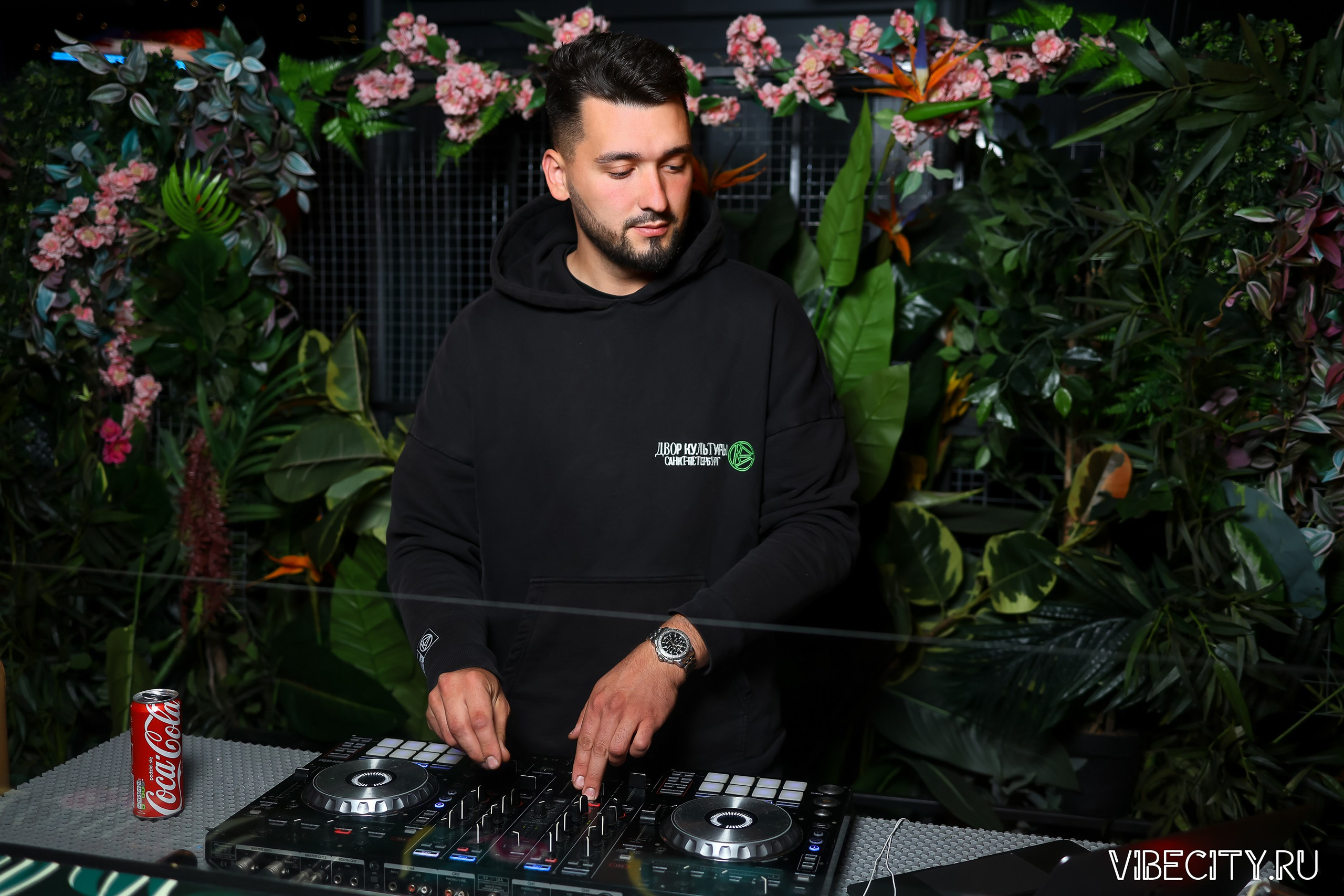 DOUBLE U. VIBECITY.RU Вайб Сити Ру Фоторепортажи Фотоотчеты Калининград