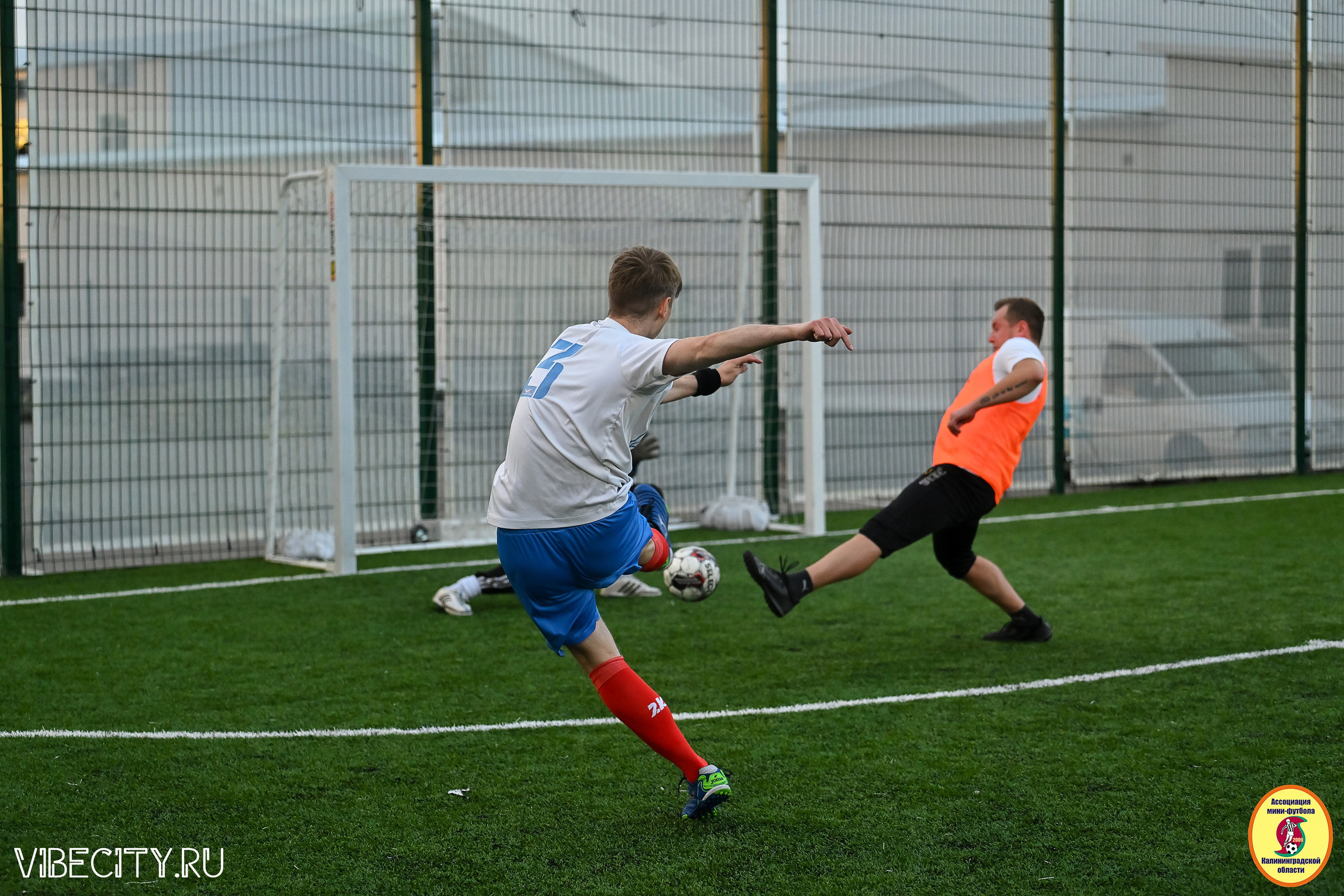 ИГРЫ МИНИ-ФУТБОЛЬНОЙ И КОРПОРАТИВНОЙ ЛИГИ. VIBECITY.RU Вайб Сити Ру Фоторепортажи Фотоотчеты Калининград
