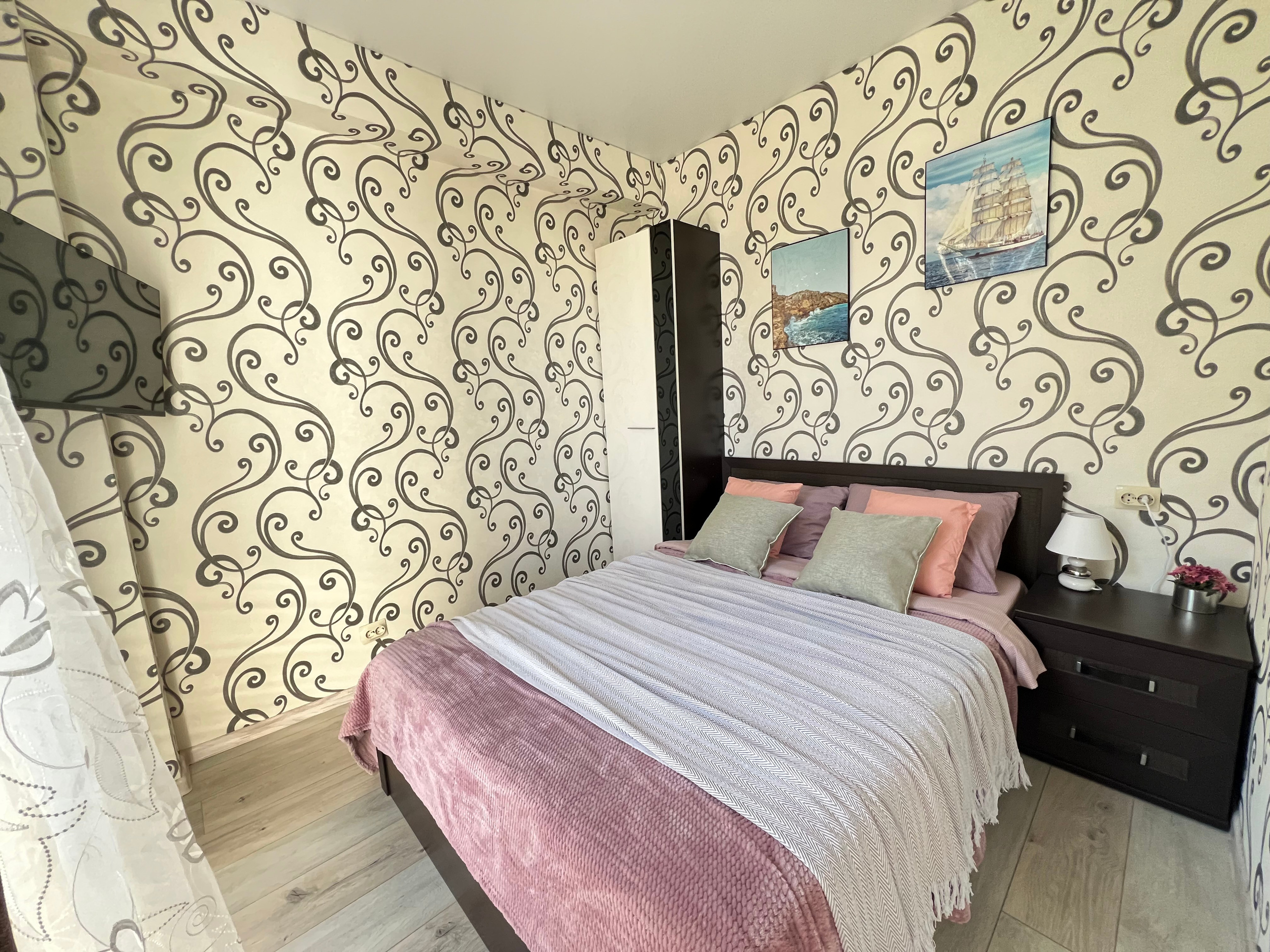 Светлая, уютная квартира рядом с морем!. Квартиры посуточно, длительно в Сочи, LARA APART GROUP