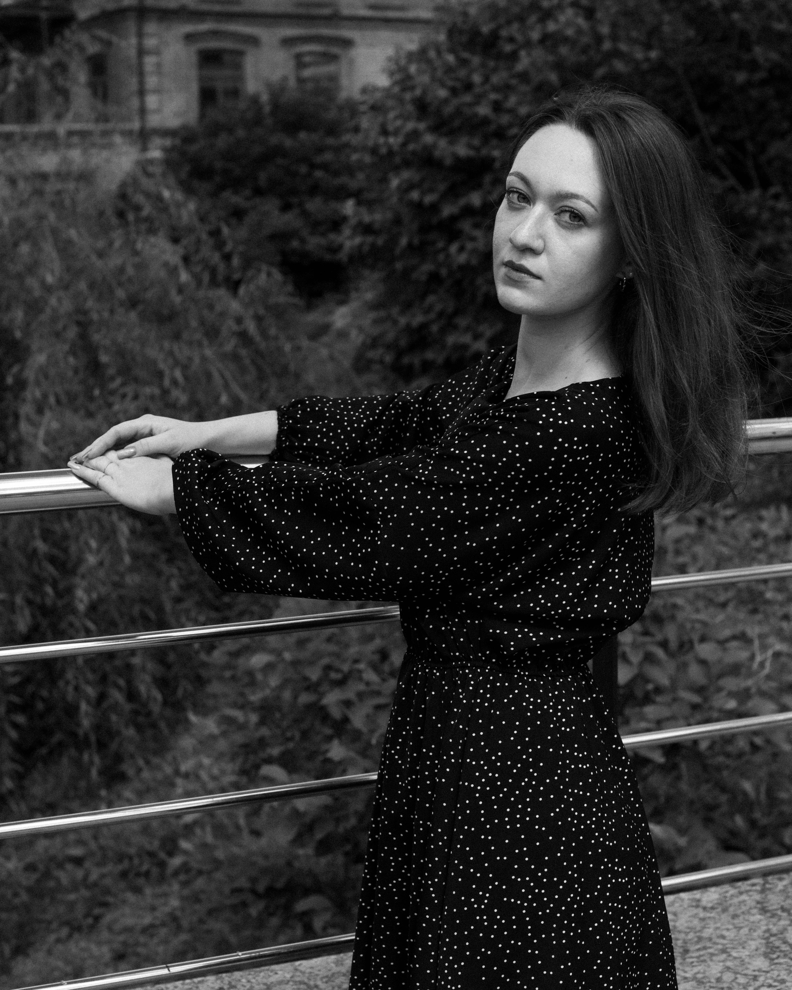 Настя. Женский фотограф. Создатель украшений ручной работы. Модель