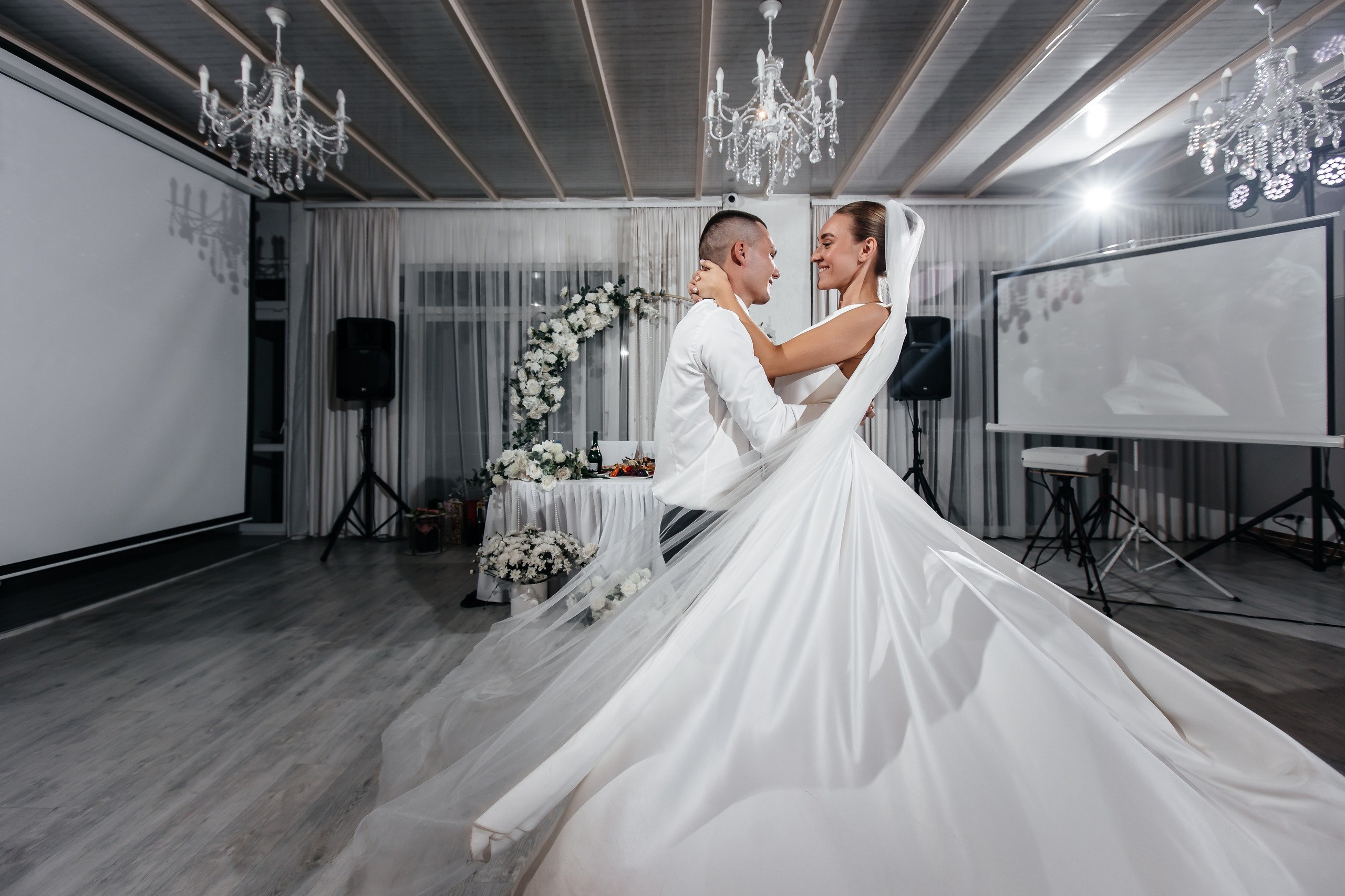 Анонс свадьбы для Яны и Юрия. Гаспра, Вилла Танго. Свадебный фотограф в Крыму и Севастополе Ольга Баскакова