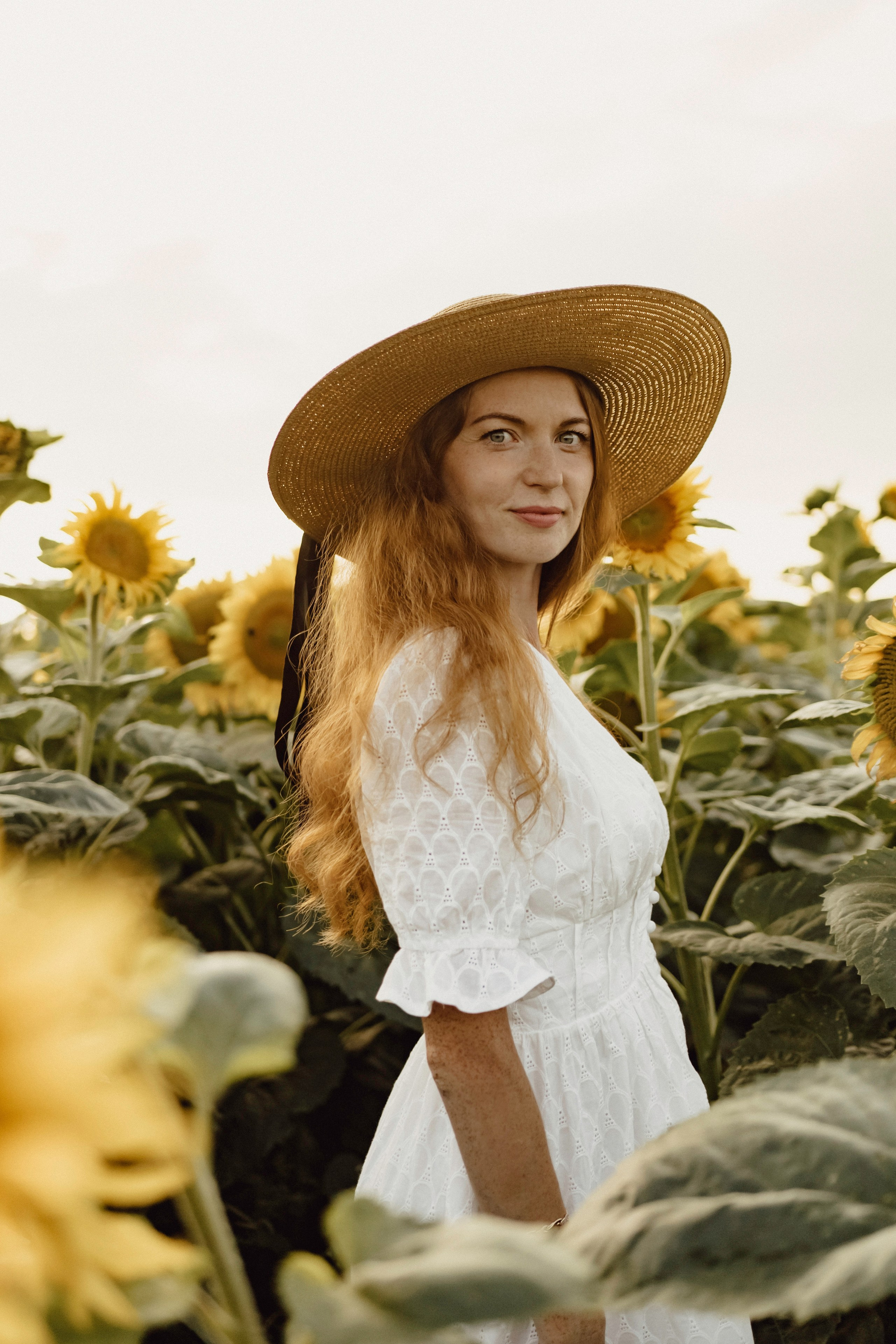 Елена в подсолнухах. Фотограф в Кирове и Кирово-Чепецке Валерия Шиляева