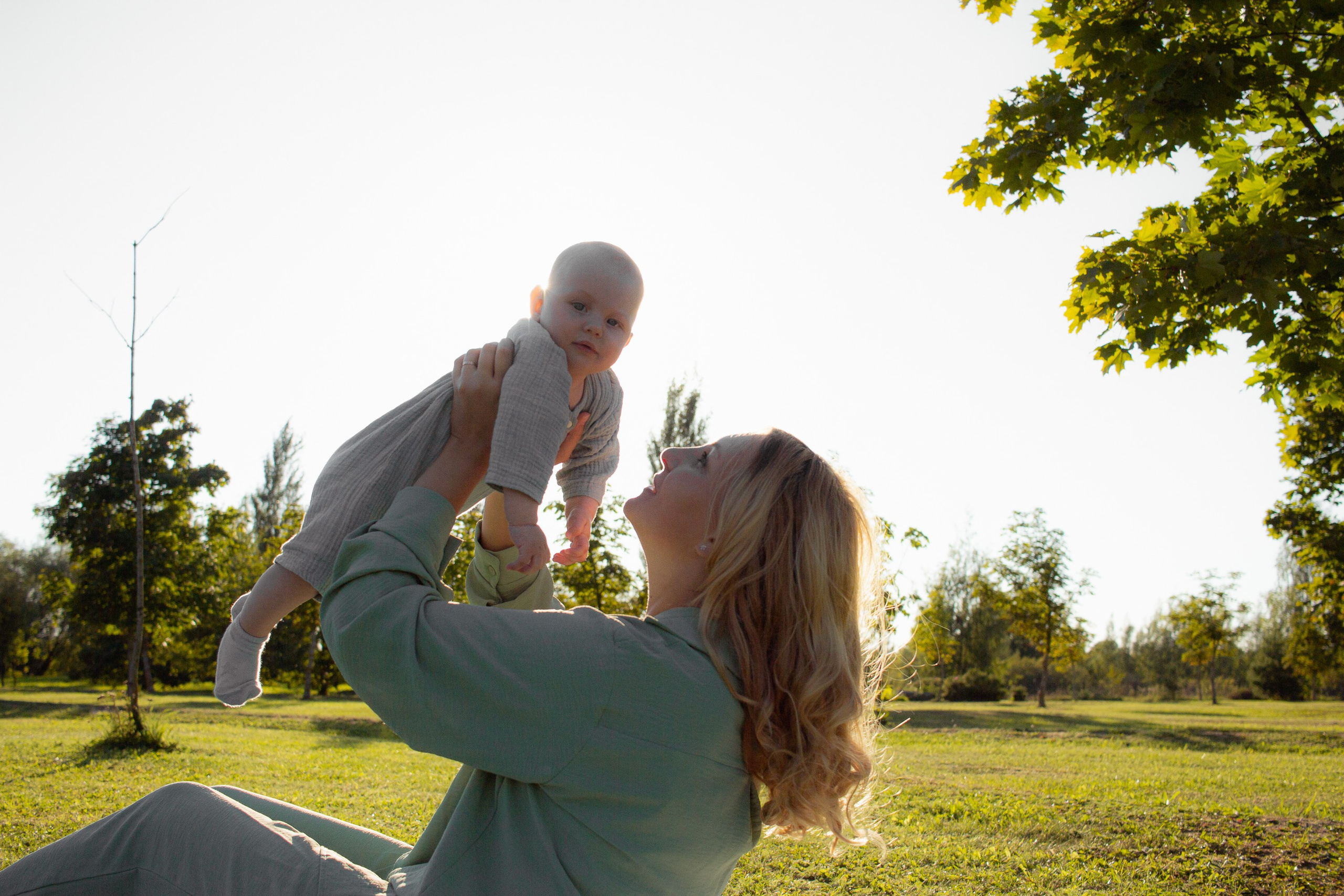 Наташа с малышом. Фотограф Великий Новгород Татьяна Чиглинцева