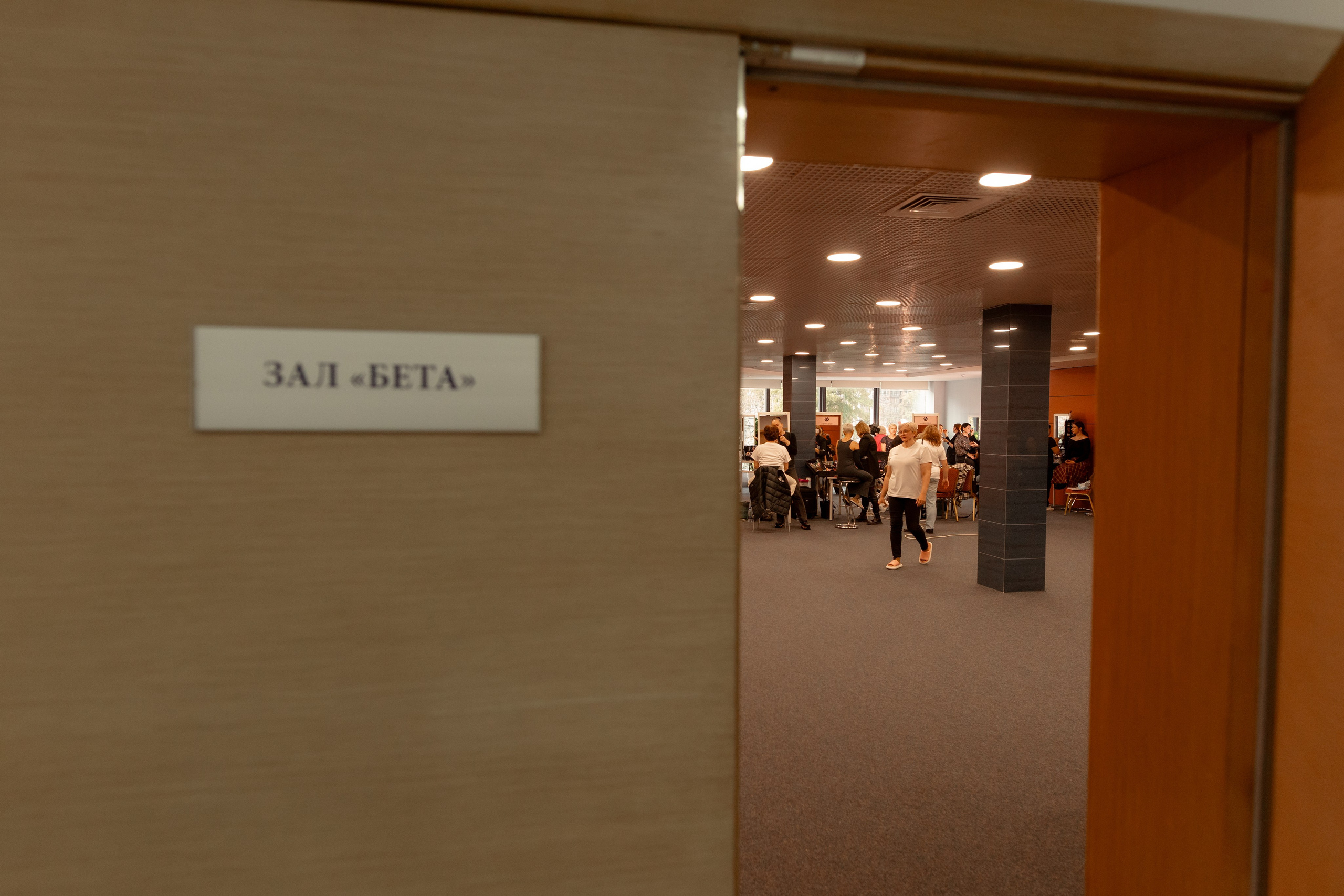 Backstage makeup. Благотворительный конкурс «Голос еще краше». 2025. Фотограф в Ростов-на-Дону Виктория Савчук