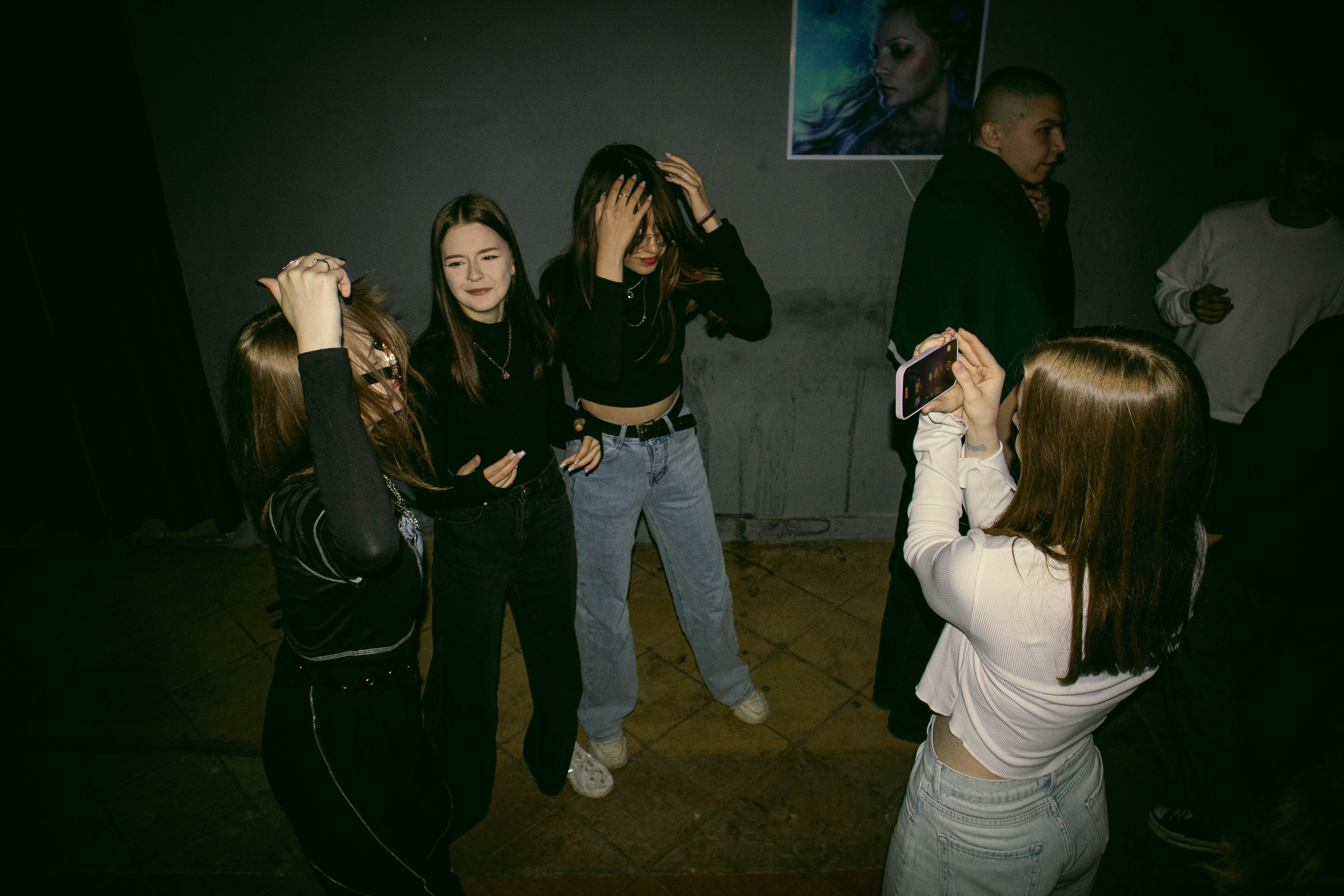 MOSHPIT. Фотограф и видеограф в Бугульме Аня Трутнева