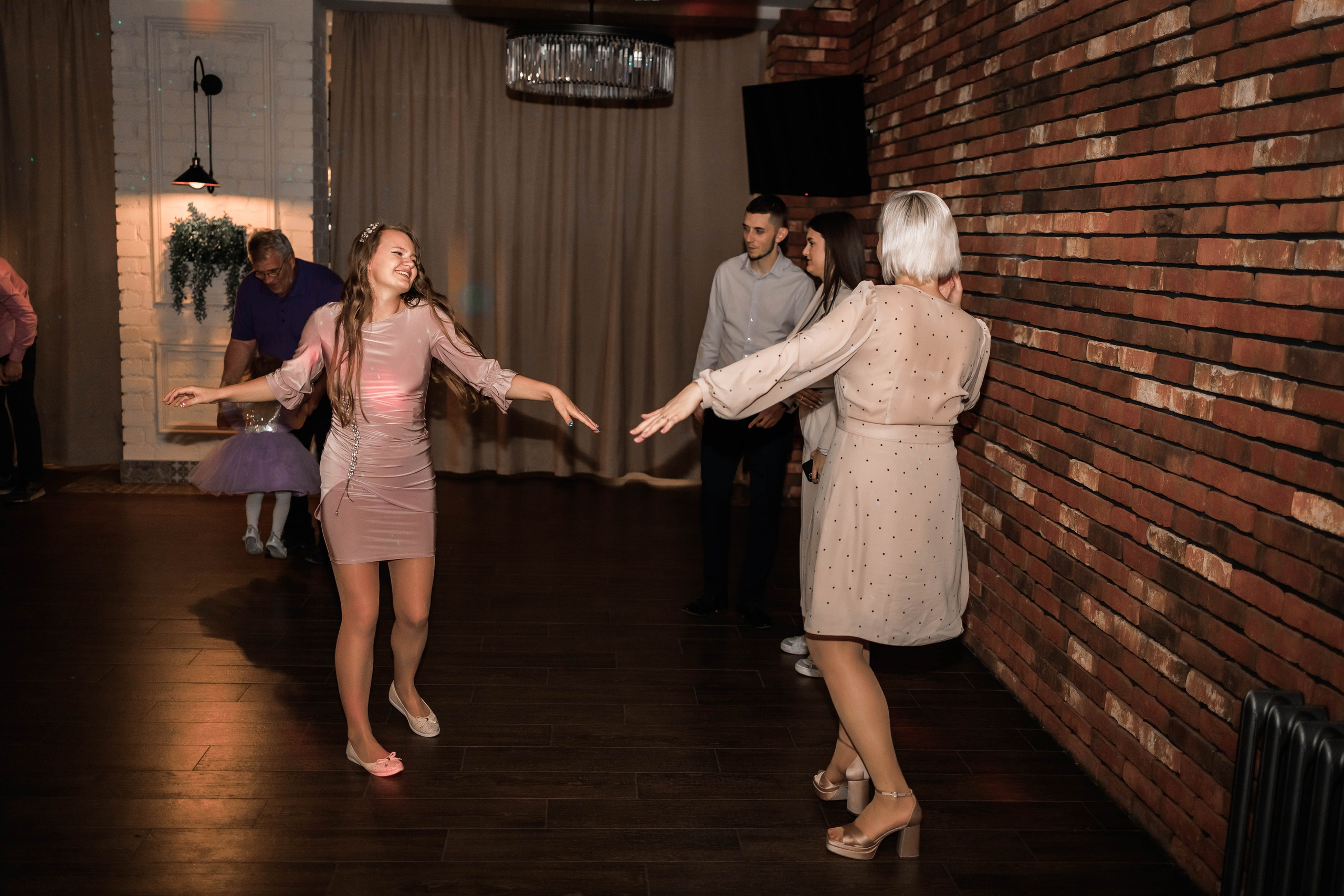 Елизавета и Кирилл. Свадебный и семейный фотограф в городе Россошь и Воронежской области