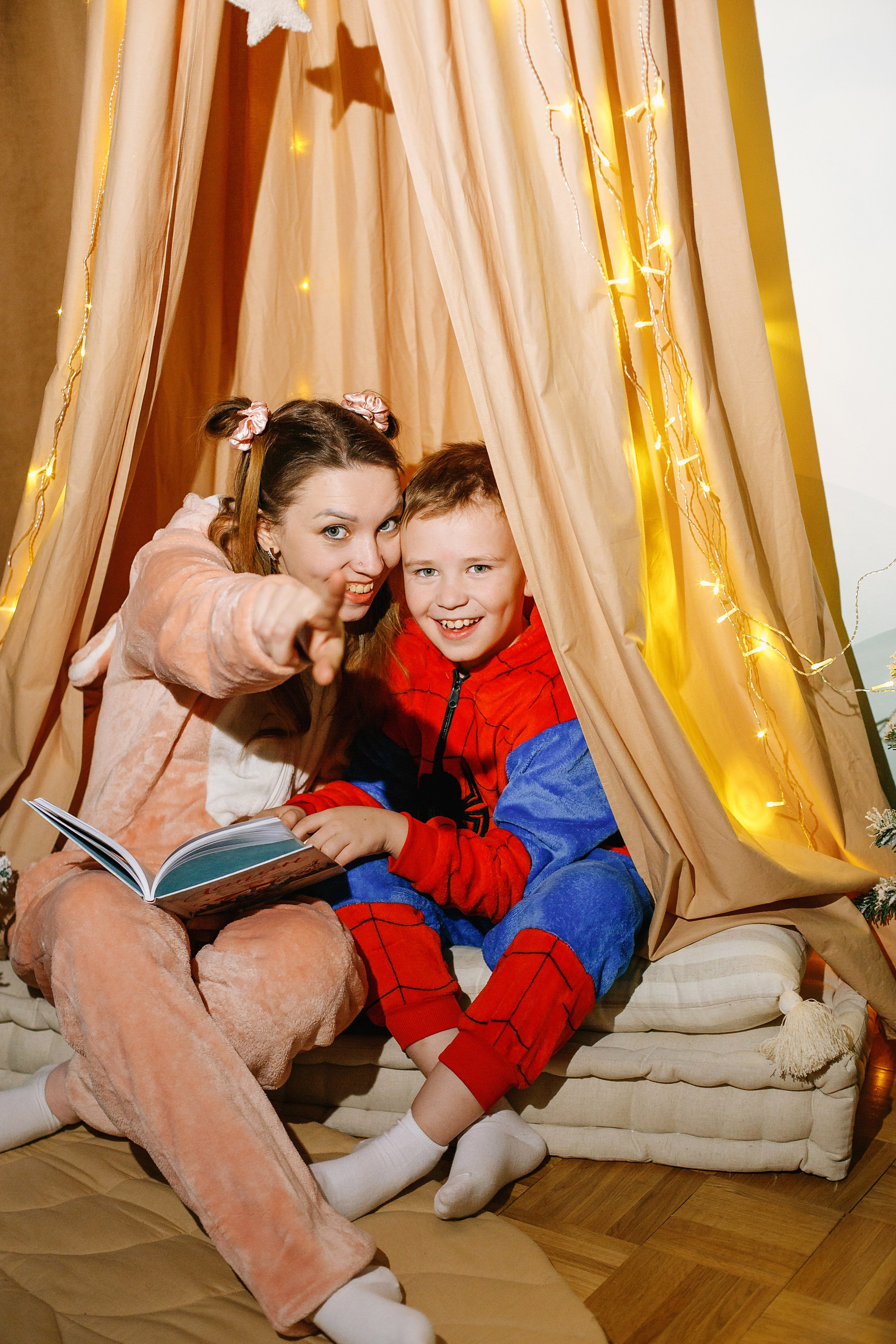 Новогодняя фотосессия Алены, Димы и Марьяны. Выпускные альбомы Искитим, Бердск и Новосибирск Крюкова Елена