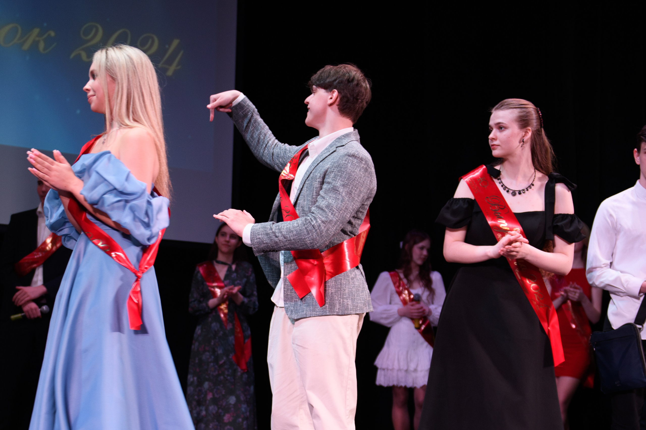 Фотосъёмка торжественного вечера выпускников. Организация и проведение фотосъемок в Санкт-Петербурге. Фотограф Смирягин Илья