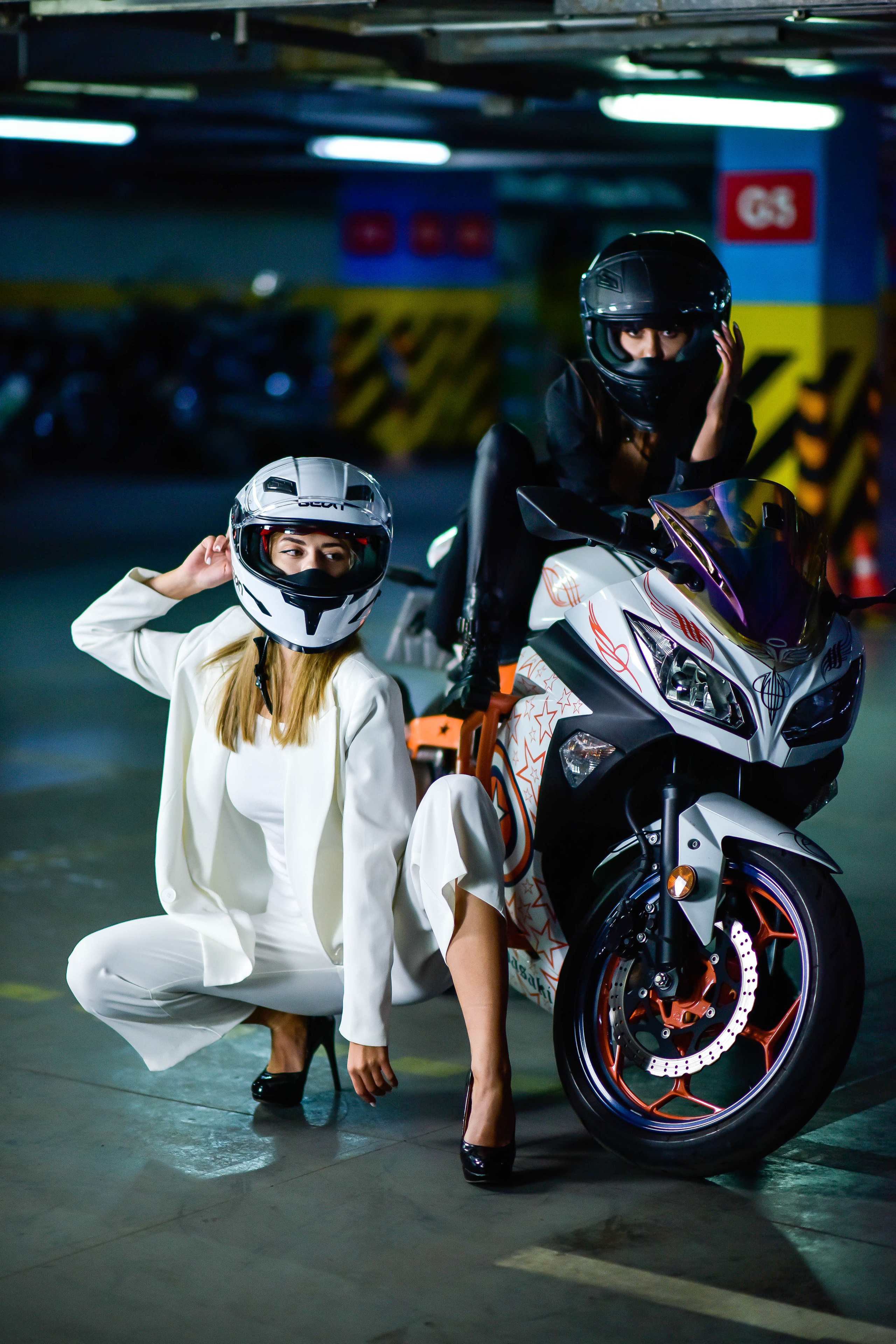 МОТОФОТОСЪЕМКА ДЛЯ БРЕНДА. Фотограф для бизнесконтента, репортажей и семейного альбома в Москве