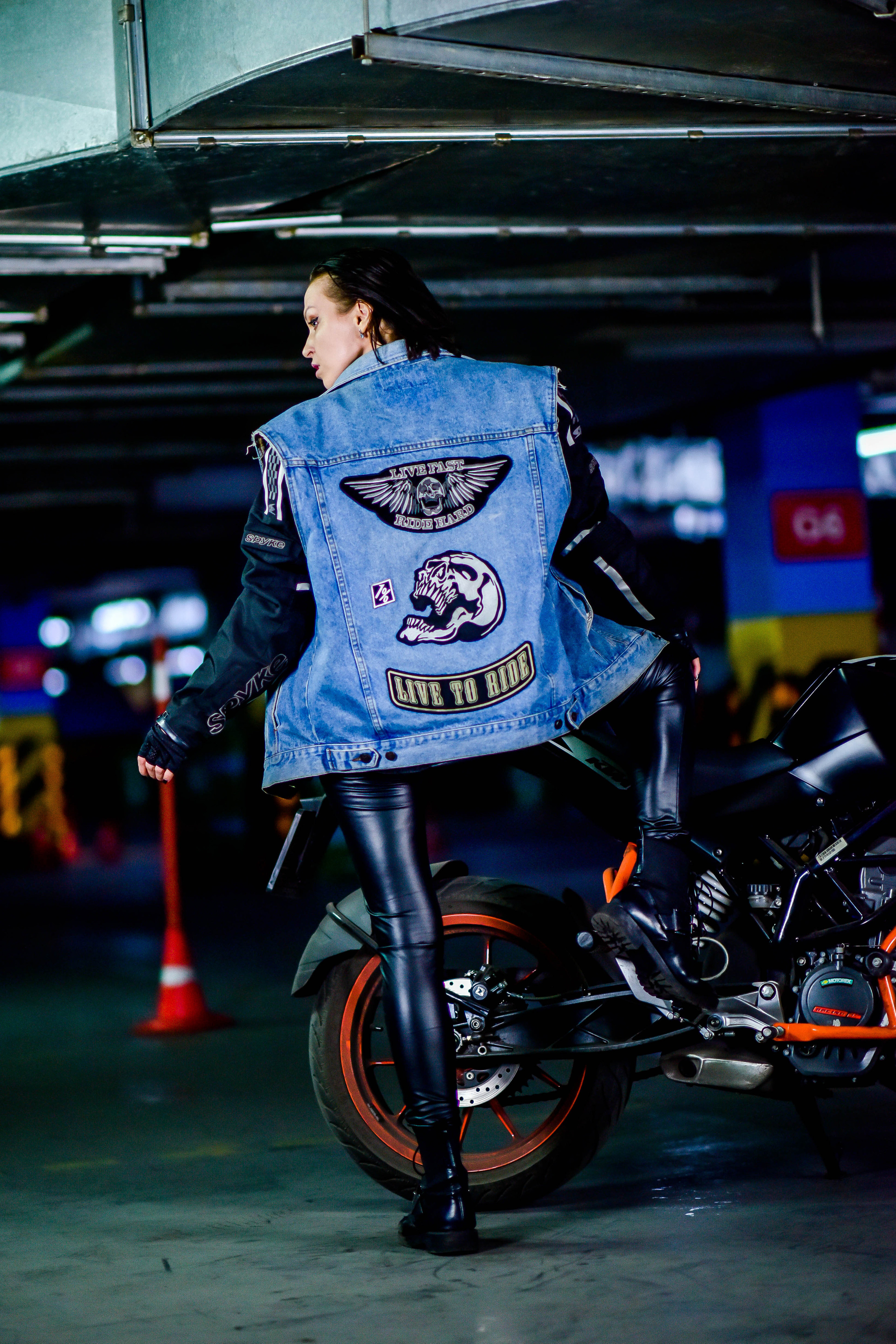 Фотомото. Фотограф для бизнесконтента, репортажей и семейного альбома в Москве