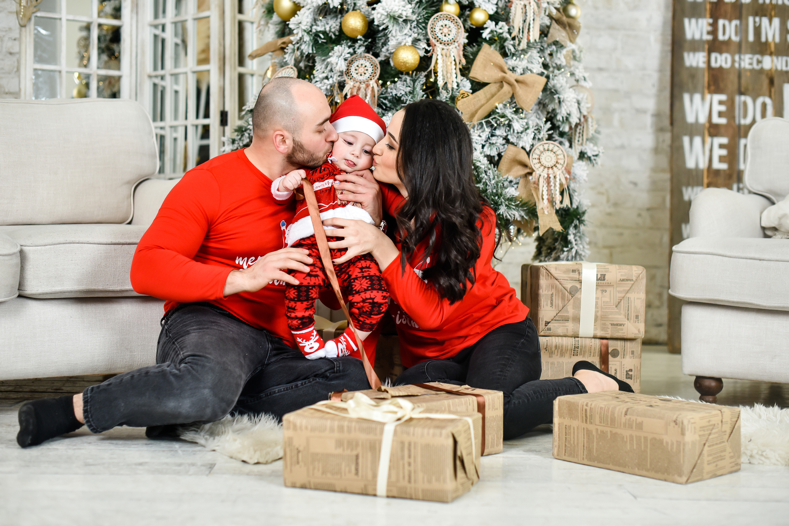 СЕМЕЙНАЯ НОВОГОДНЯЯ. БЭЛЛА. Фотограф для бизнесконтента, репортажей и семейного альбома в Москве