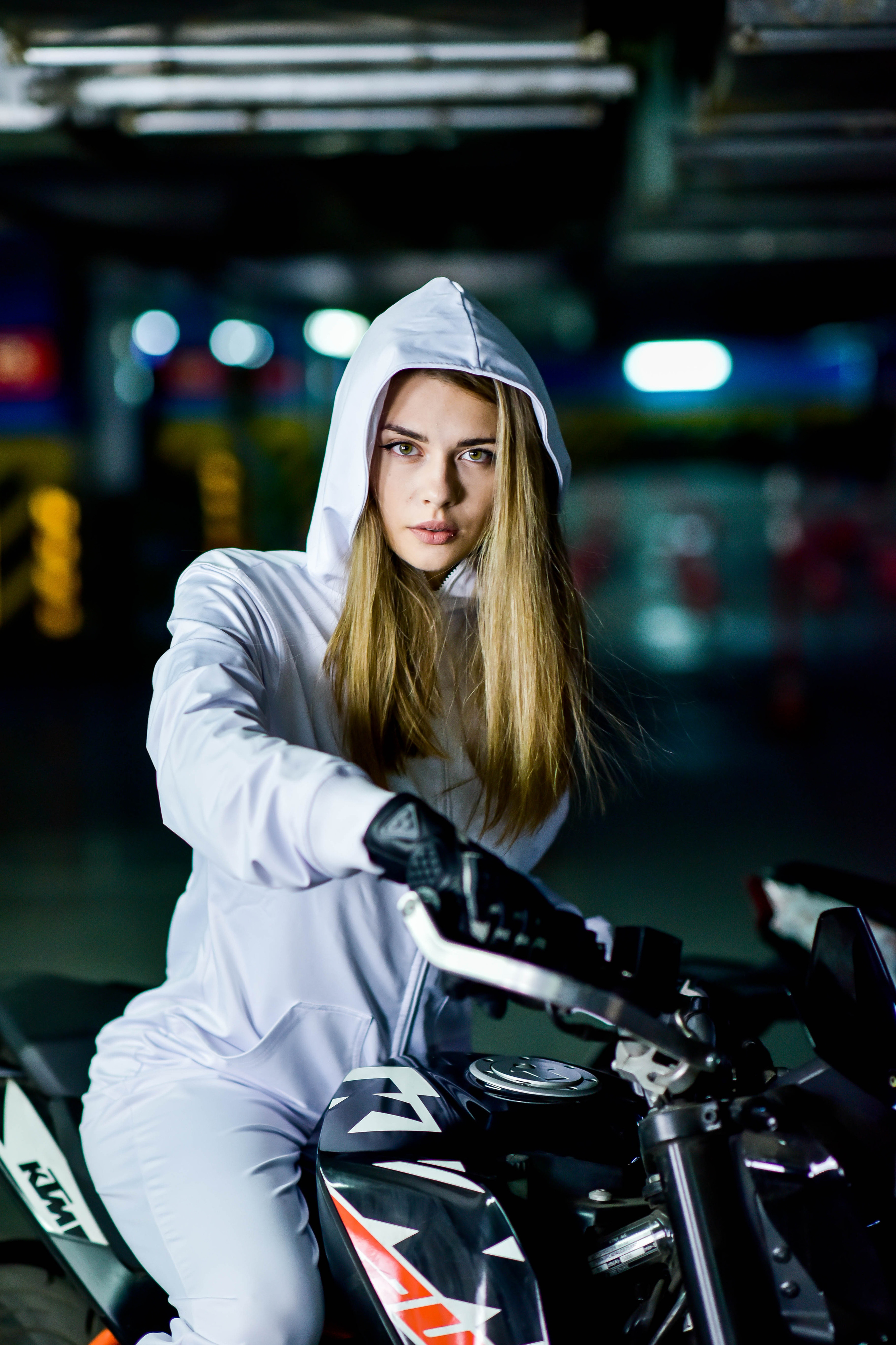 МОТОФОТОСЪЕМКА ДЛЯ БРЕНДА. Фотограф для бизнесконтента, репортажей и семейного альбома в Москве