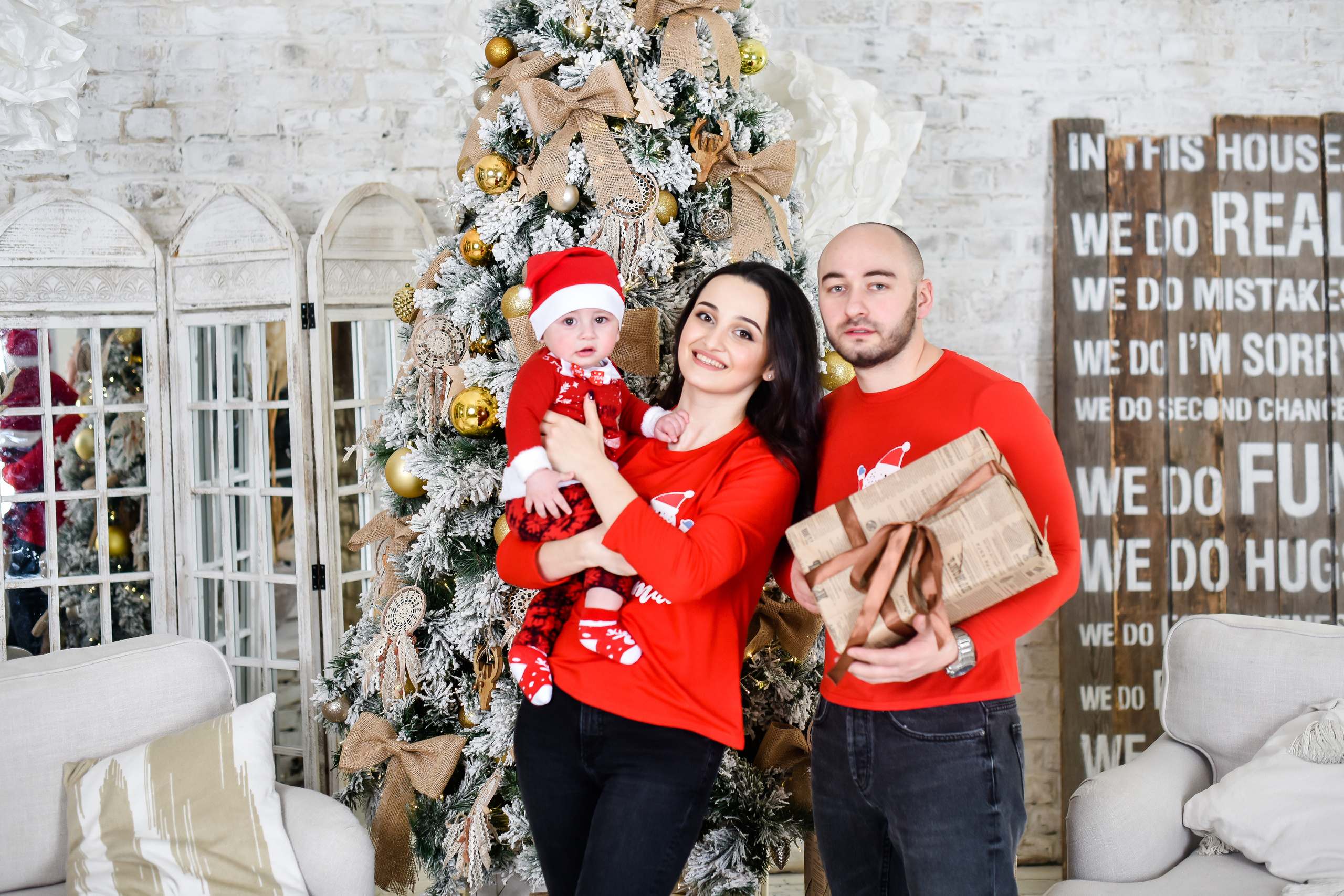 СЕМЕЙНАЯ НОВОГОДНЯЯ. БЭЛЛА. Фотограф для бизнесконтента, репортажей и семейного альбома в Москве