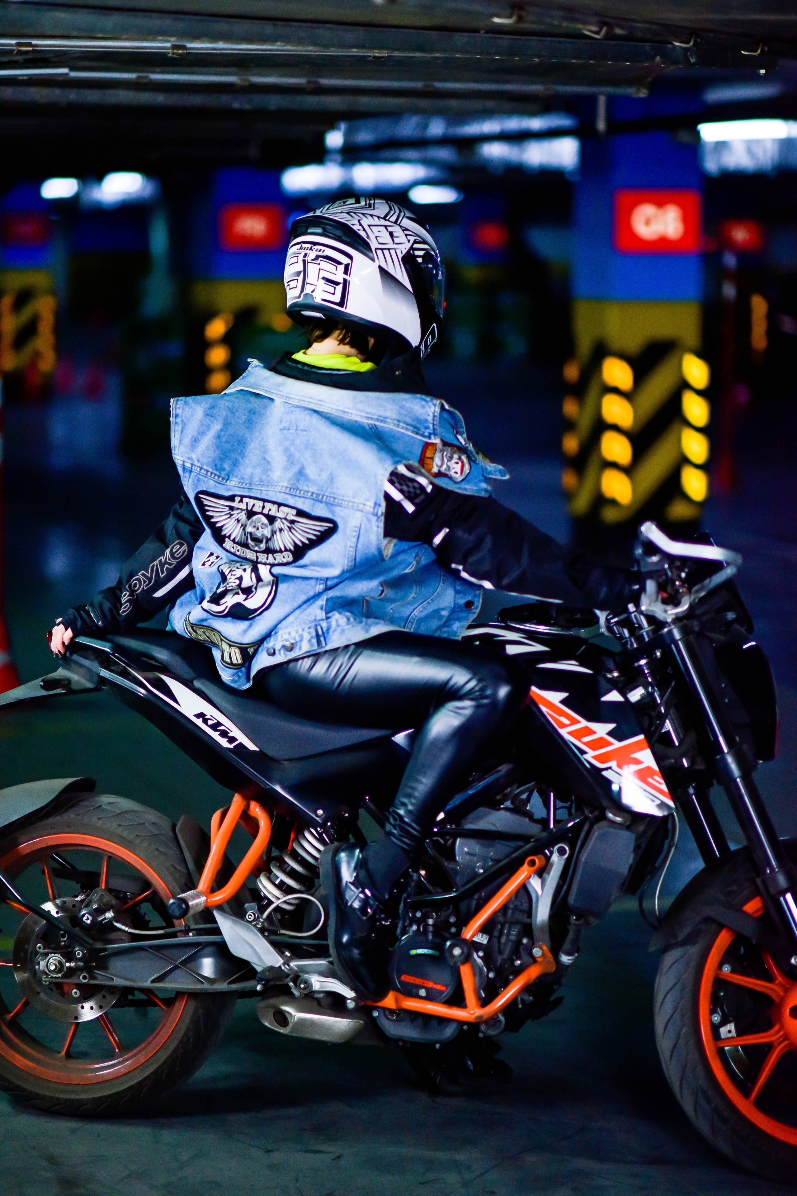 Фотомото. Фотограф для бизнесконтента, репортажей и семейного альбома в Москве