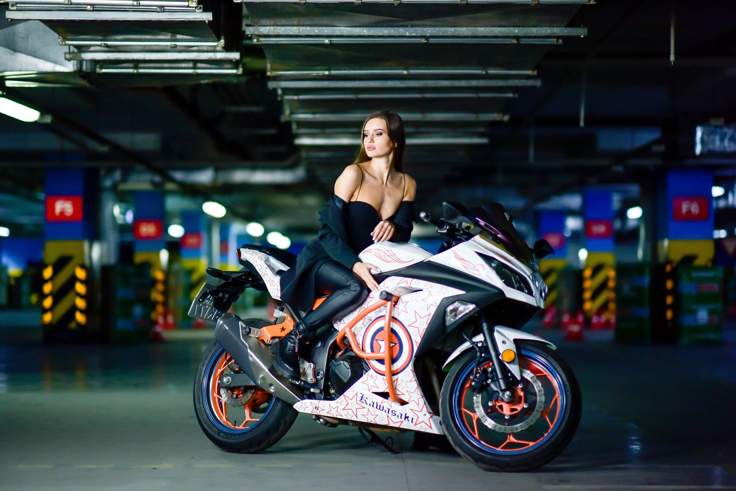 МОТОФОТОСЪЕМКА ДЛЯ БРЕНДА. Фотограф для бизнесконтента, репортажей и семейного альбома в Москве