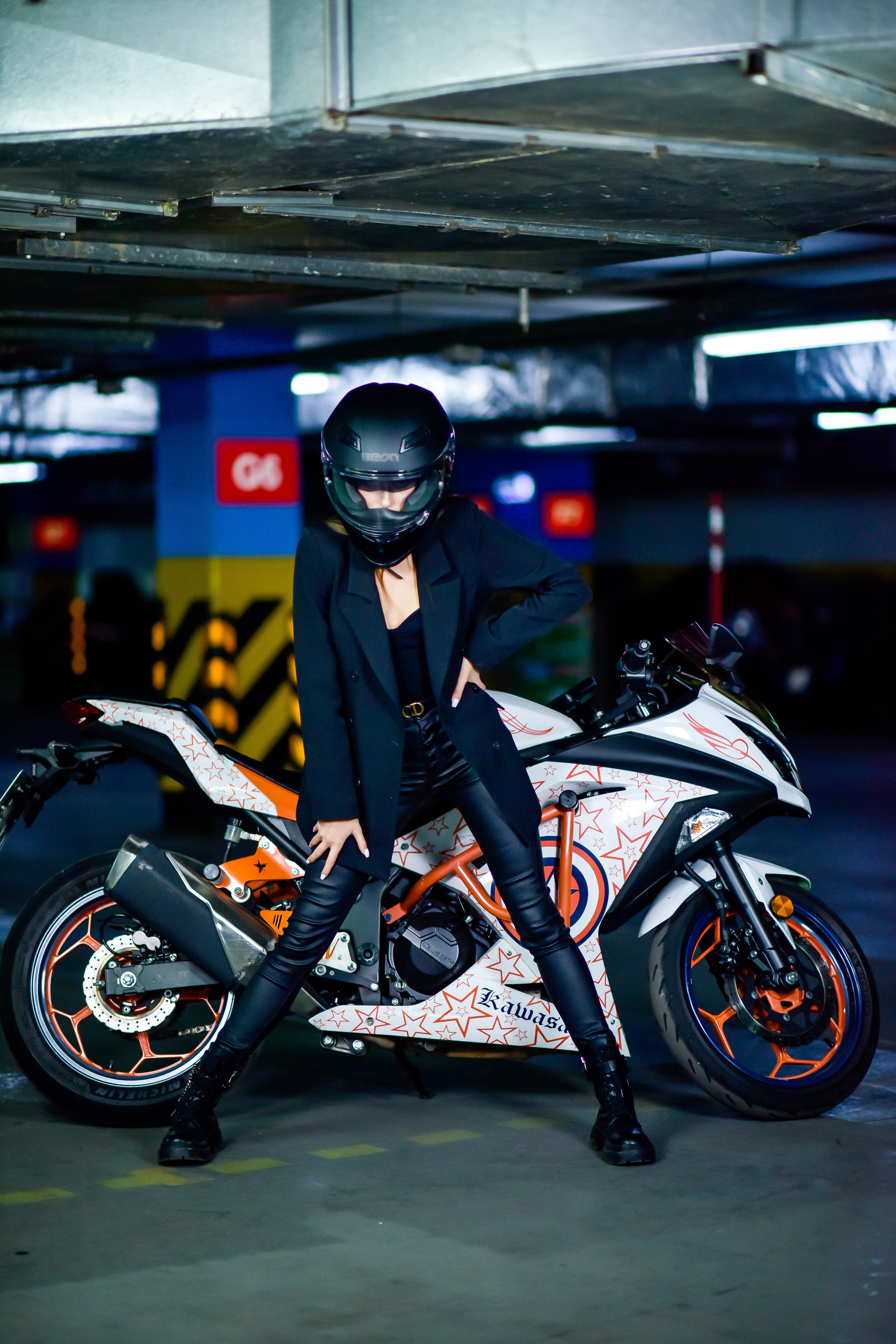 МОТОФОТОСЪЕМКА ДЛЯ БРЕНДА. Фотограф для бизнесконтента, репортажей и семейного альбома в Москве