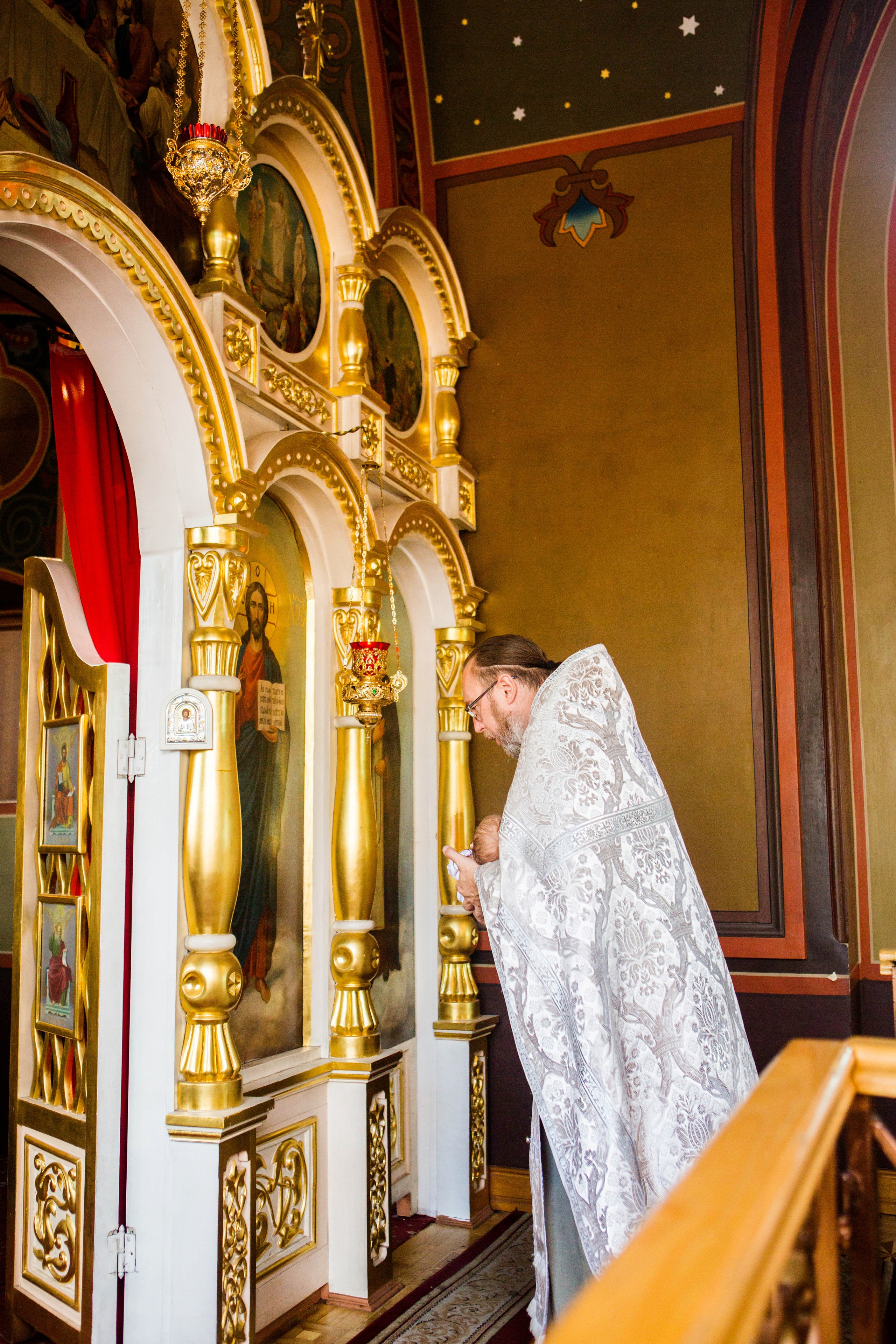 Крещение Надежды. Свято-Троицкий собор. Свадебный семейный и детский фотограф в Краснодаре Карина Федоровская