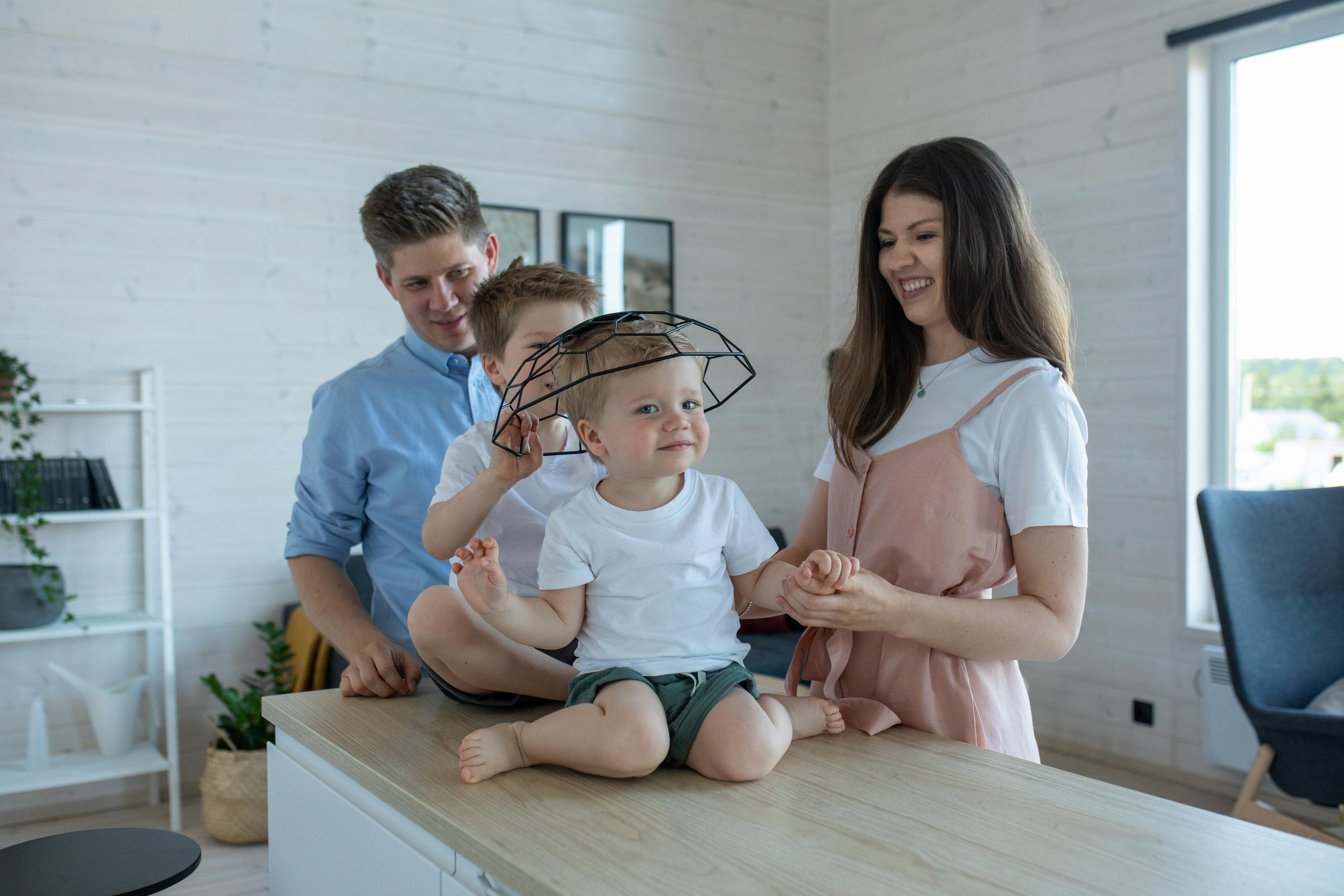 Ирина и Влад с детьми Болотов Дача. Женский семейный фотограф Тула Москва Захарова Анна