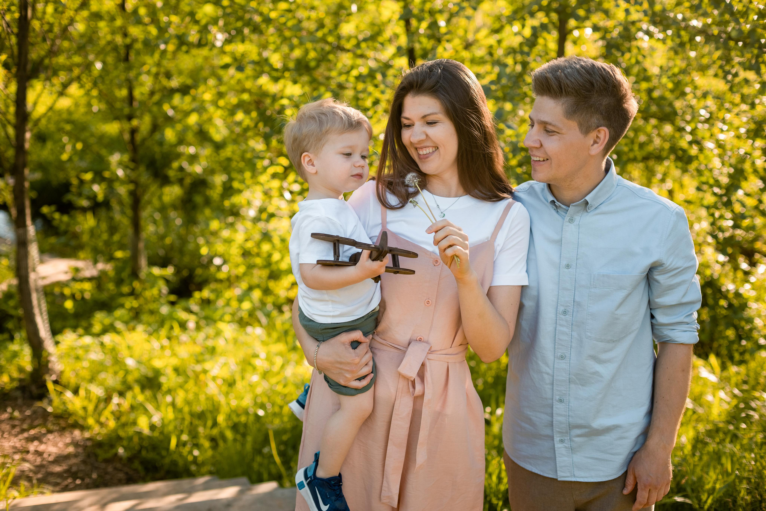 Ирина и Влад с детьми Болотов Дача. Женский семейный фотограф Тула Москва Захарова Анна