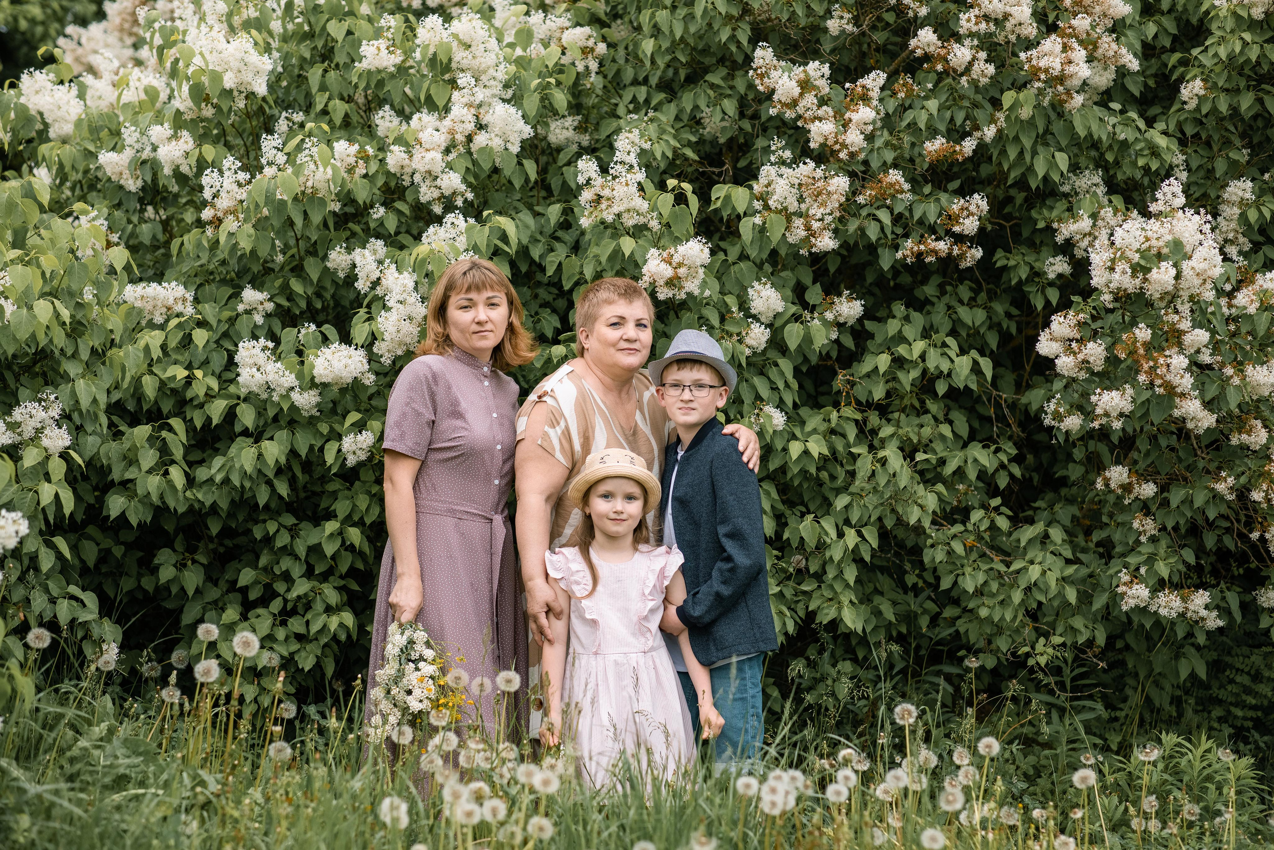 Фотосессия на природе для семьи Евгении. Женский семейный фотограф Тула Москва Захарова Анна