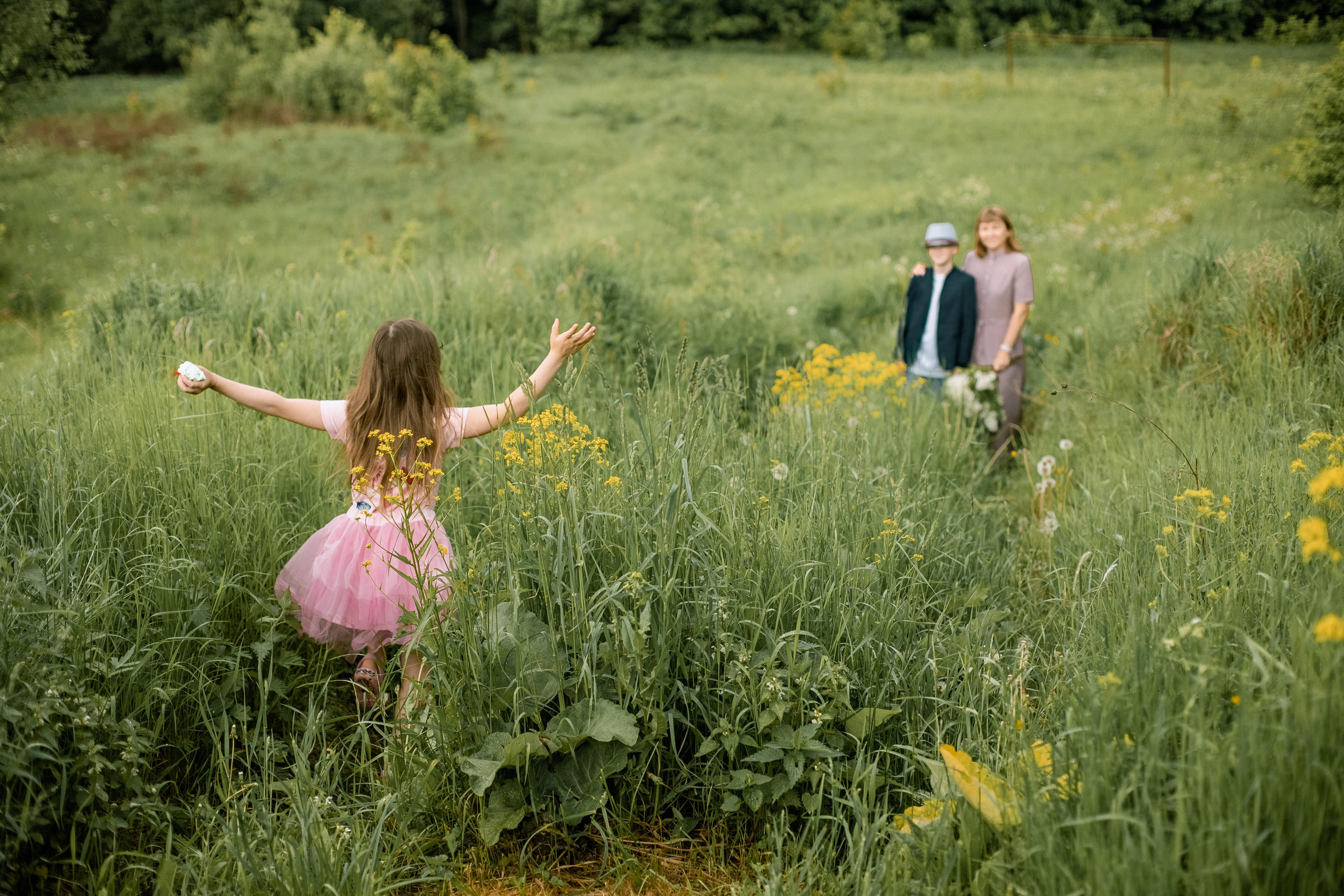 Фотосессия на природе для семьи Евгении. Женский семейный фотограф Тула Москва Захарова Анна