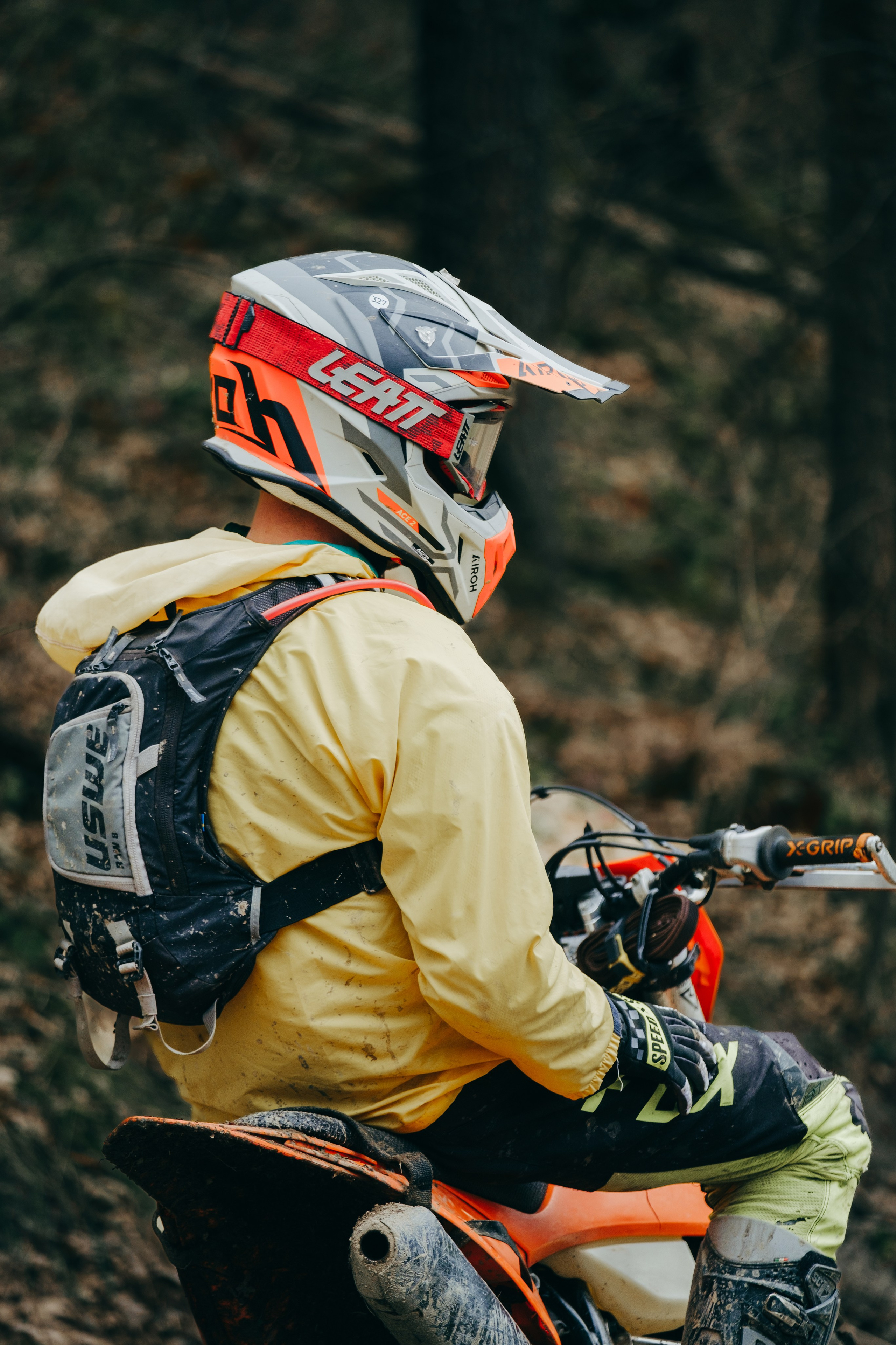 Съемка для Sharmax Moto в Горячем Ключе. Свадебный фотограф Денис Ожигин в Краснодаре и крае. Эмоциональная и стильная съемка вашего дня