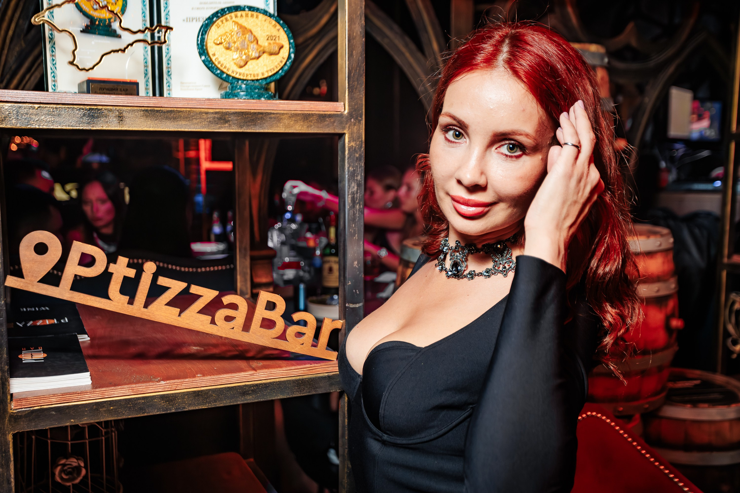 PTIZZA SHOW. Gold & Black in Ptizza Bar_Ялта_6.07.2025. Аминов Руслан | Фотограф