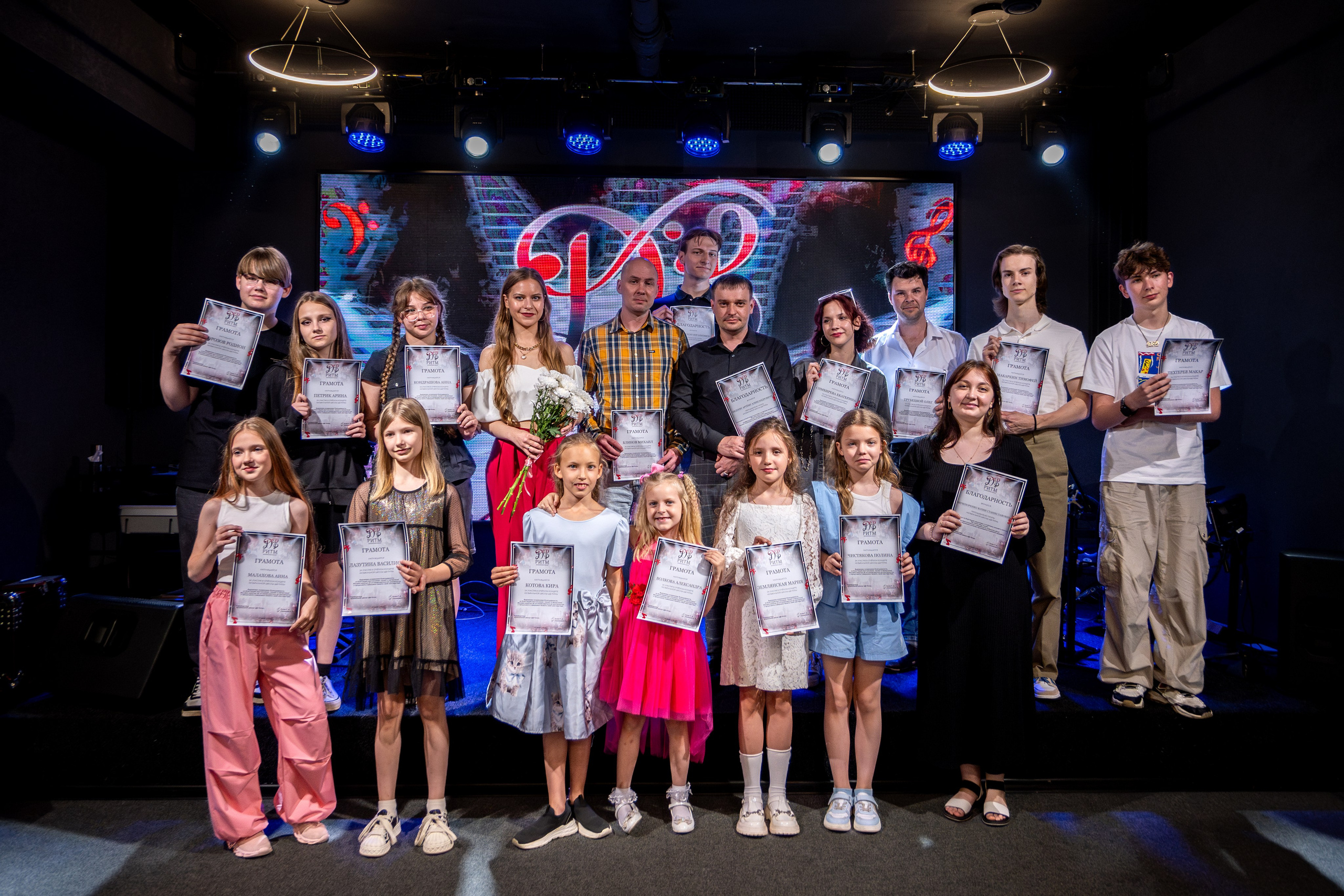 Отчётный концерт музыкальной школы «ДВ Ритм». Репортажный и портретный фотограф во Владивостоке Денис Седов