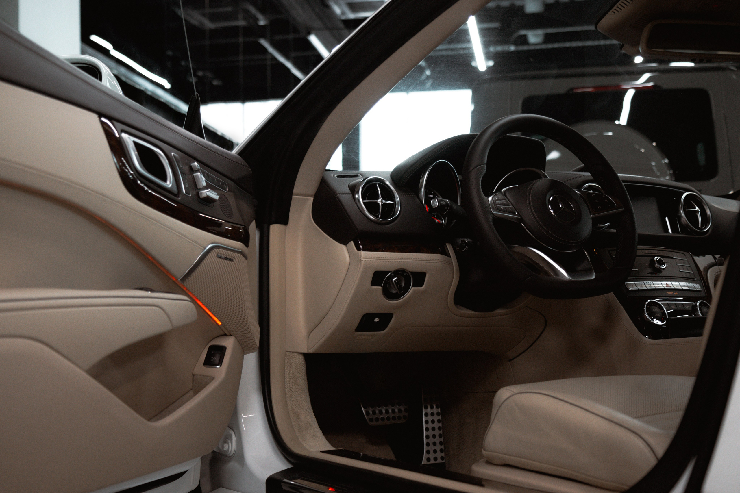 Mercedes SL550. Автомобильный фотограф и видеограф в Новосибирске|Александра Косухина