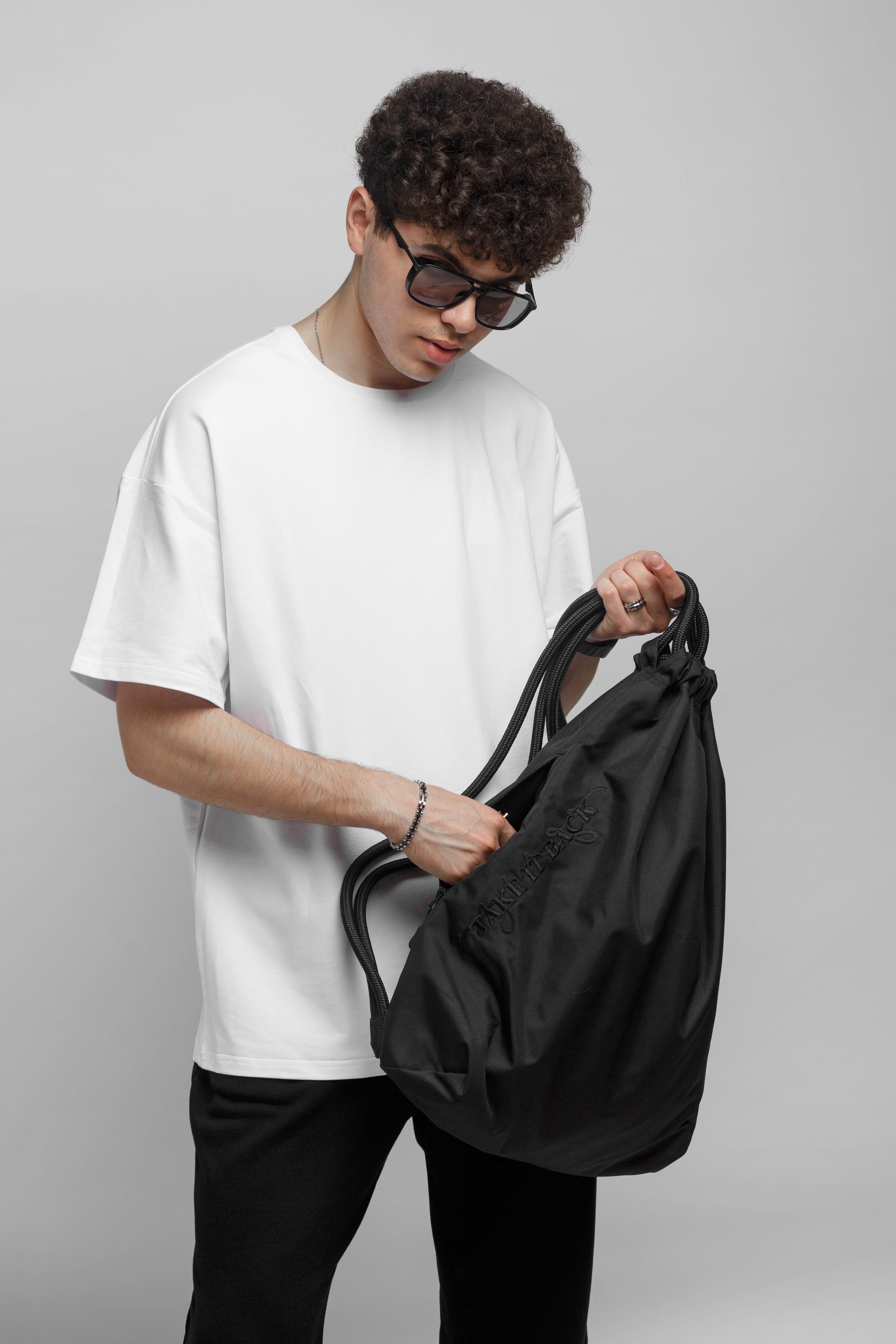 Реклама рюкзаков от Эдгара. Свадебный, предметный и портретный фотограф в Волгограде