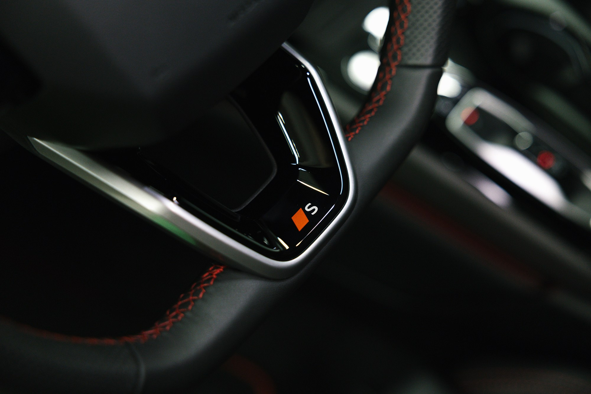 Audi A5  40 TFSI 2.0 quattro S tronic (204 л. с.). Автосалон «Х-Авто»