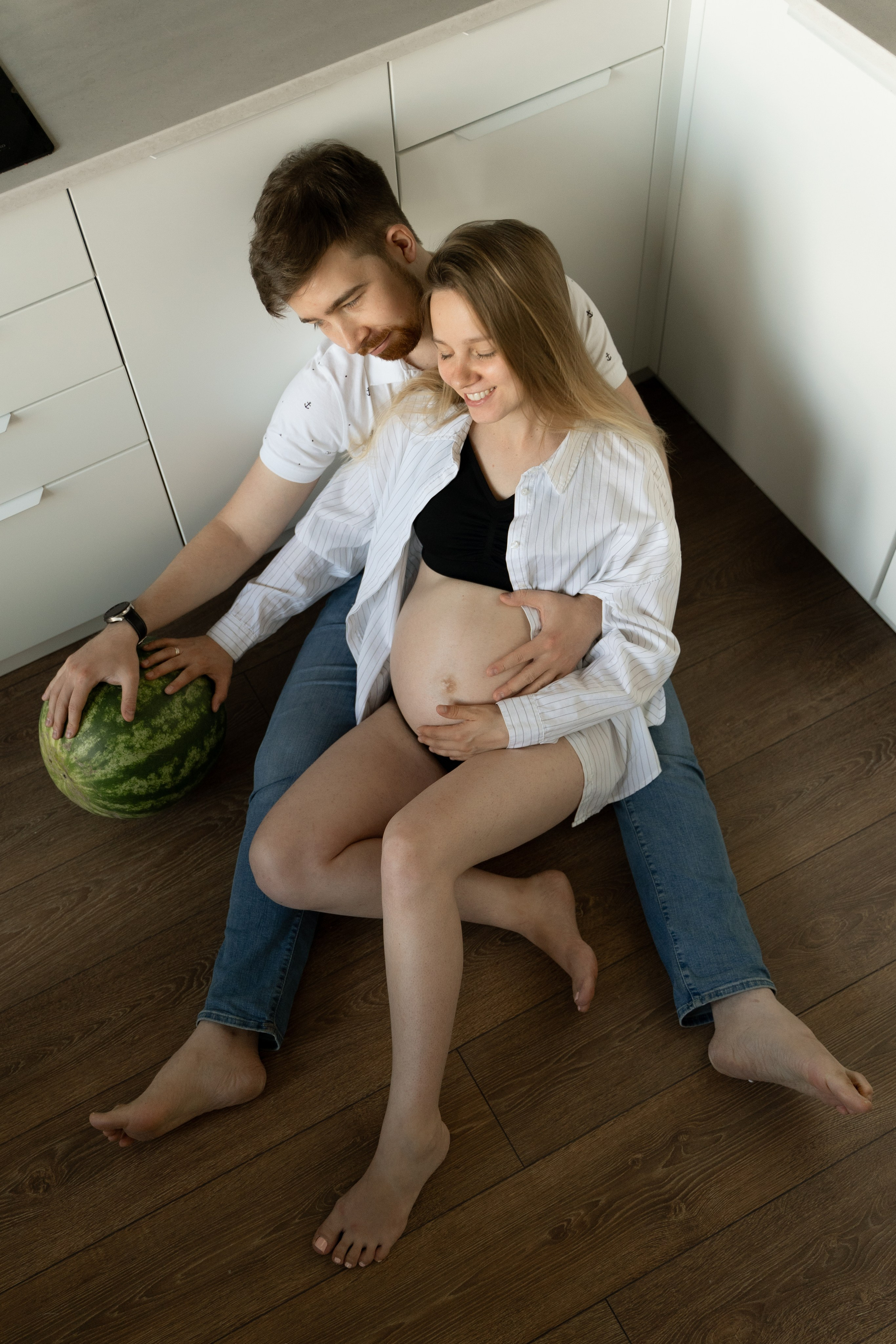 Фотосъемка Семейная история — заказать комплекс 3-х услуг фото и видео. Фотографы на роды в Москве. Фото и видео родов. Фотопроект «Продолжение рода»