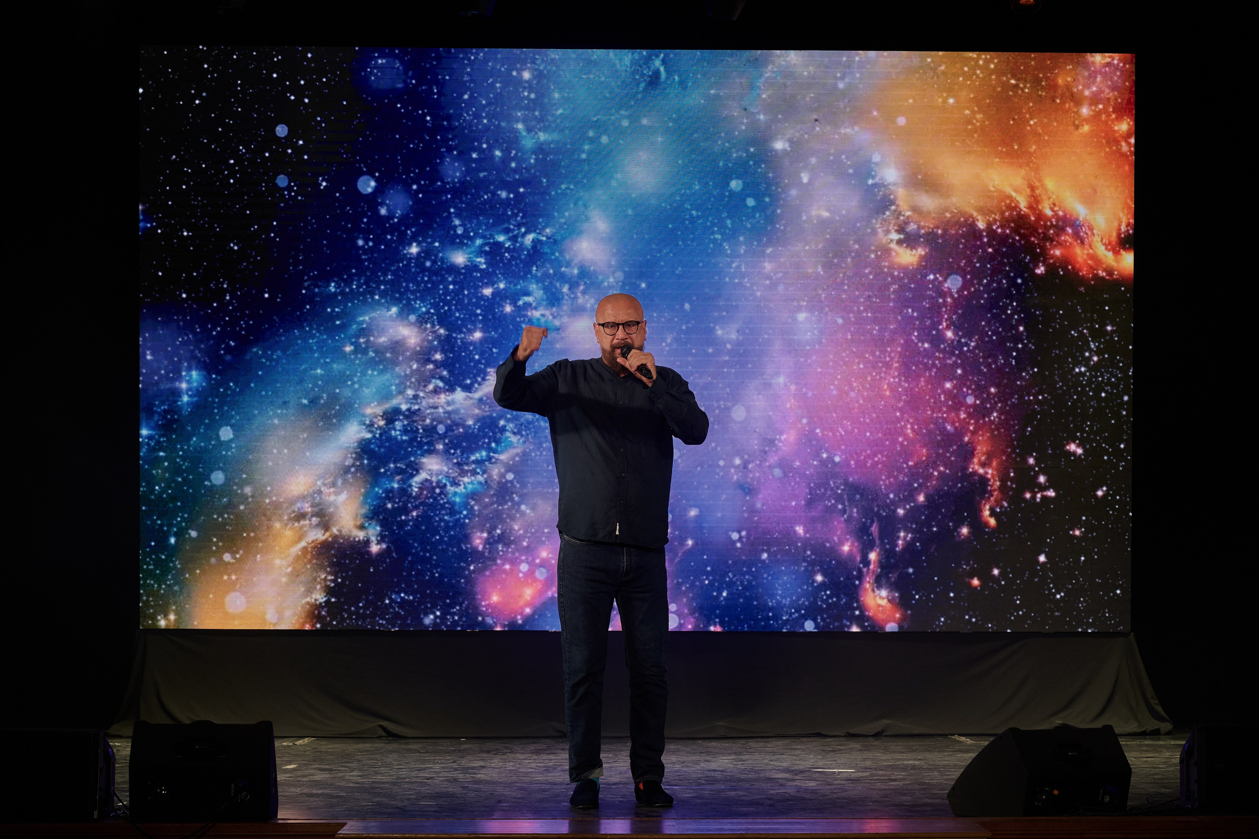 Церемония награждения медалями «Память Героев Отечества». Фотограф Роман Адлер