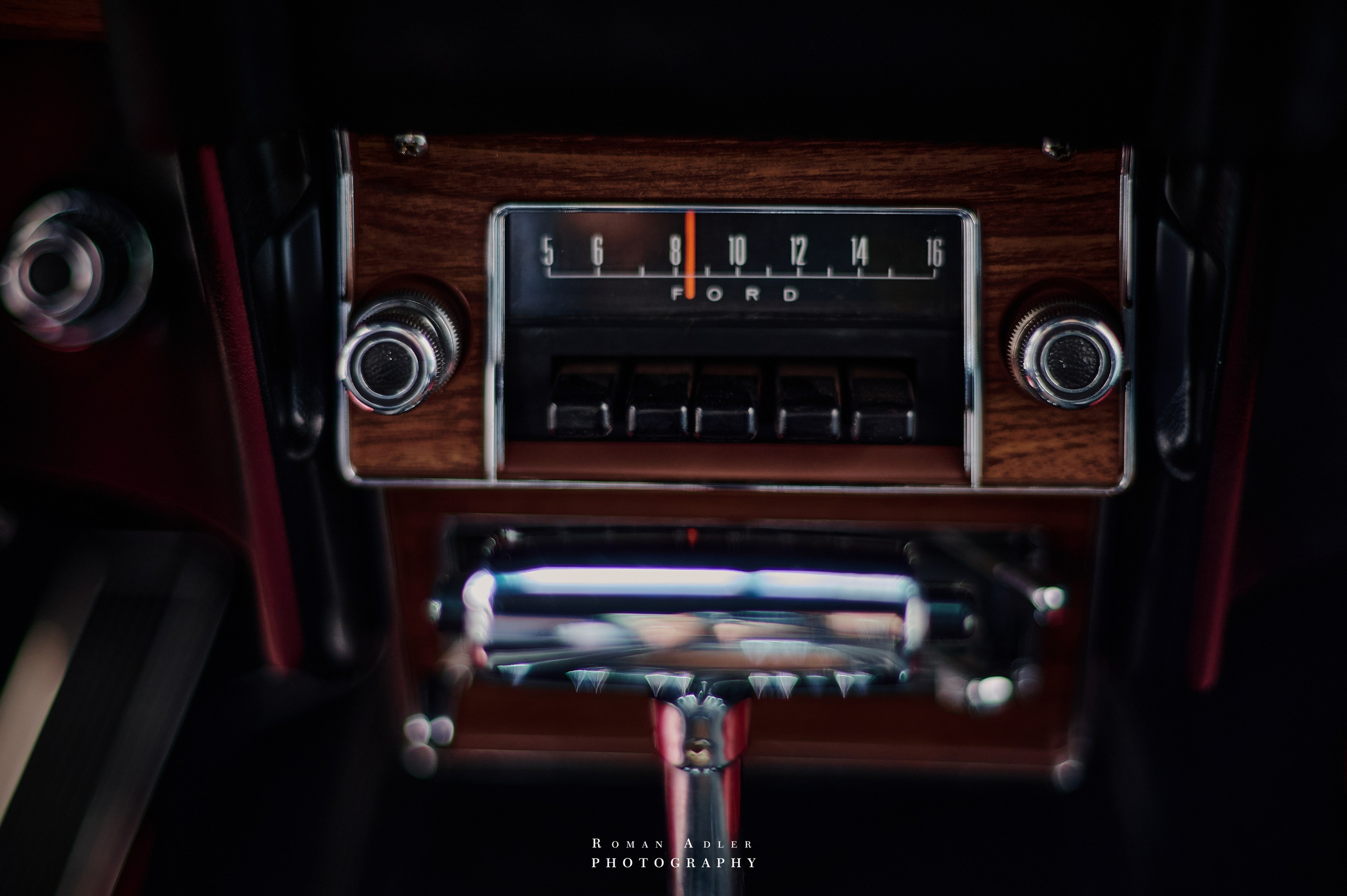 这辆红色1969年Mustang Mach 1