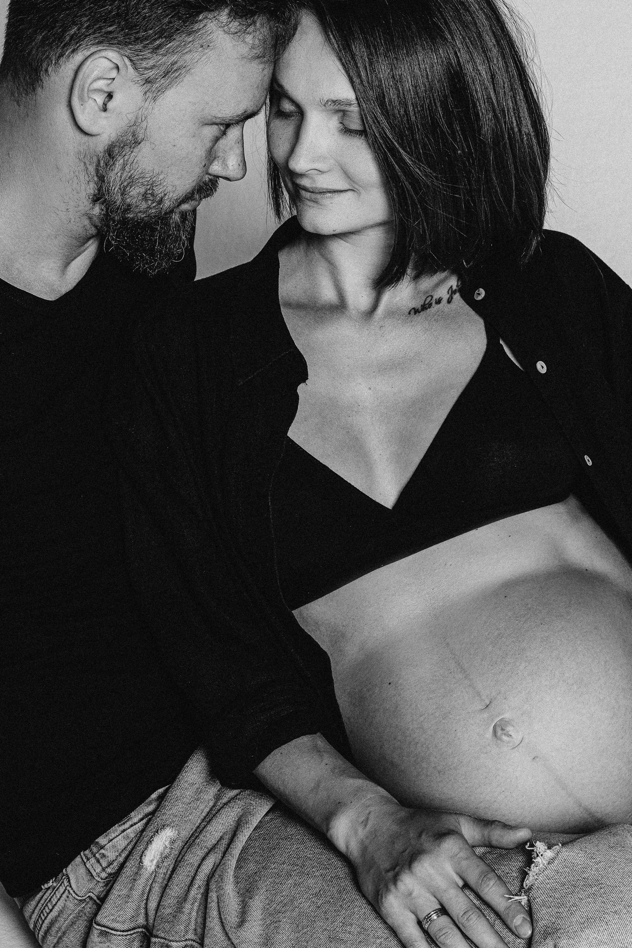 Беременность (минимализм). Фотограф Шунова Саша