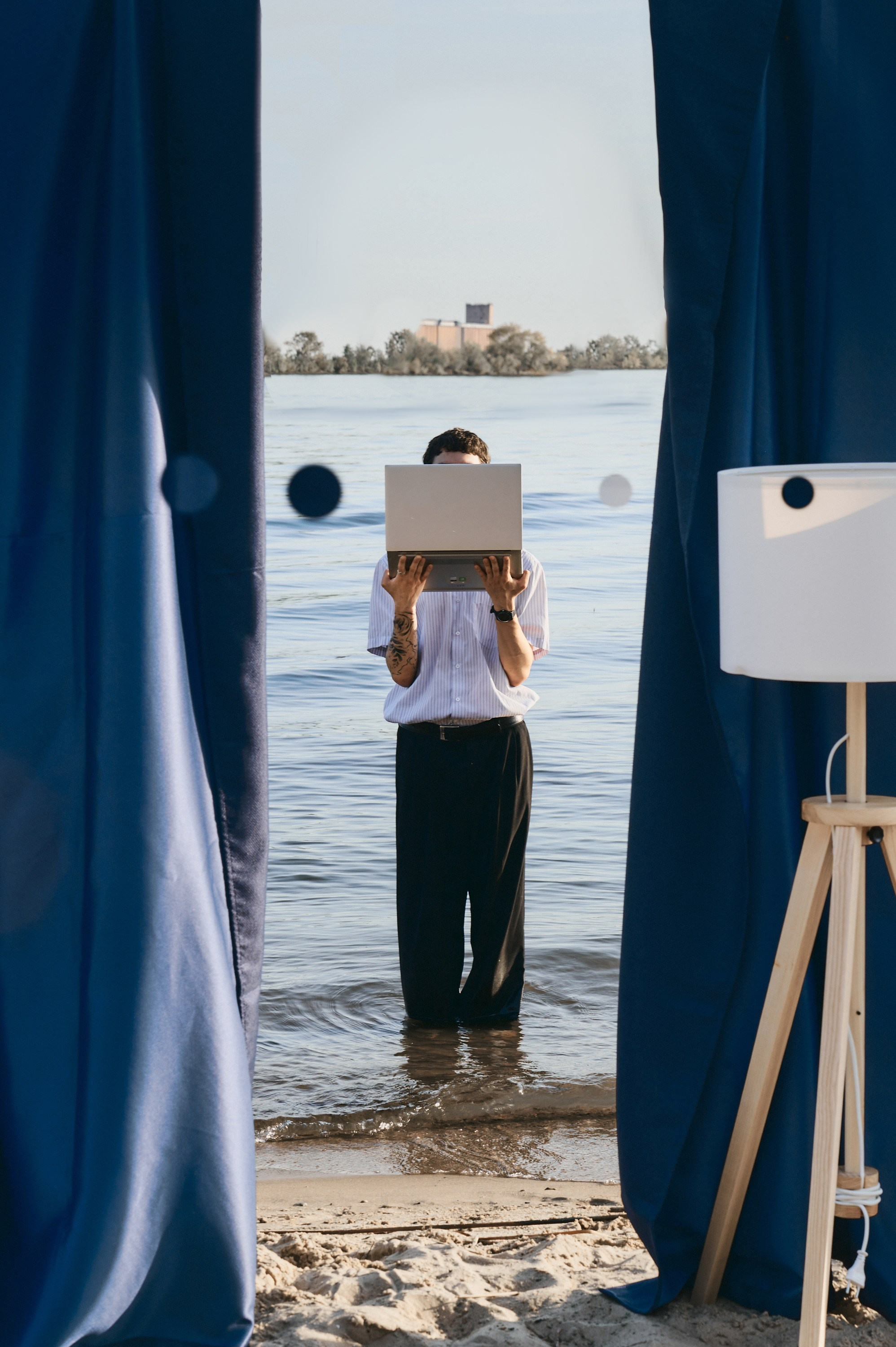 Смотрю на солнце. Коммерческий фотограф в Казани Ксения Добролюбова