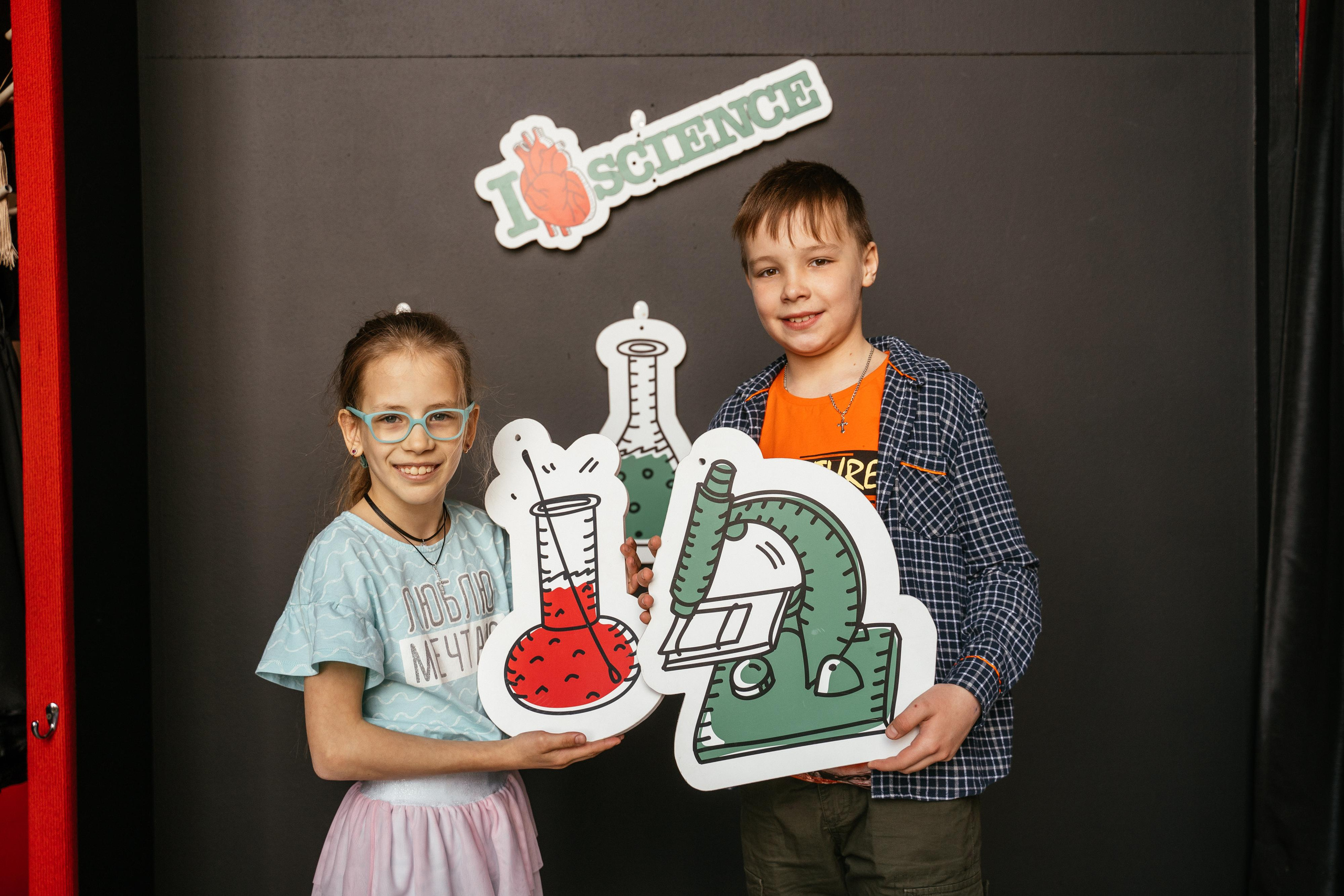 День рождения Вари в Ньютон-парке. Выпускные альбомы для детского сада и школы в Красноярске Мария Русяев