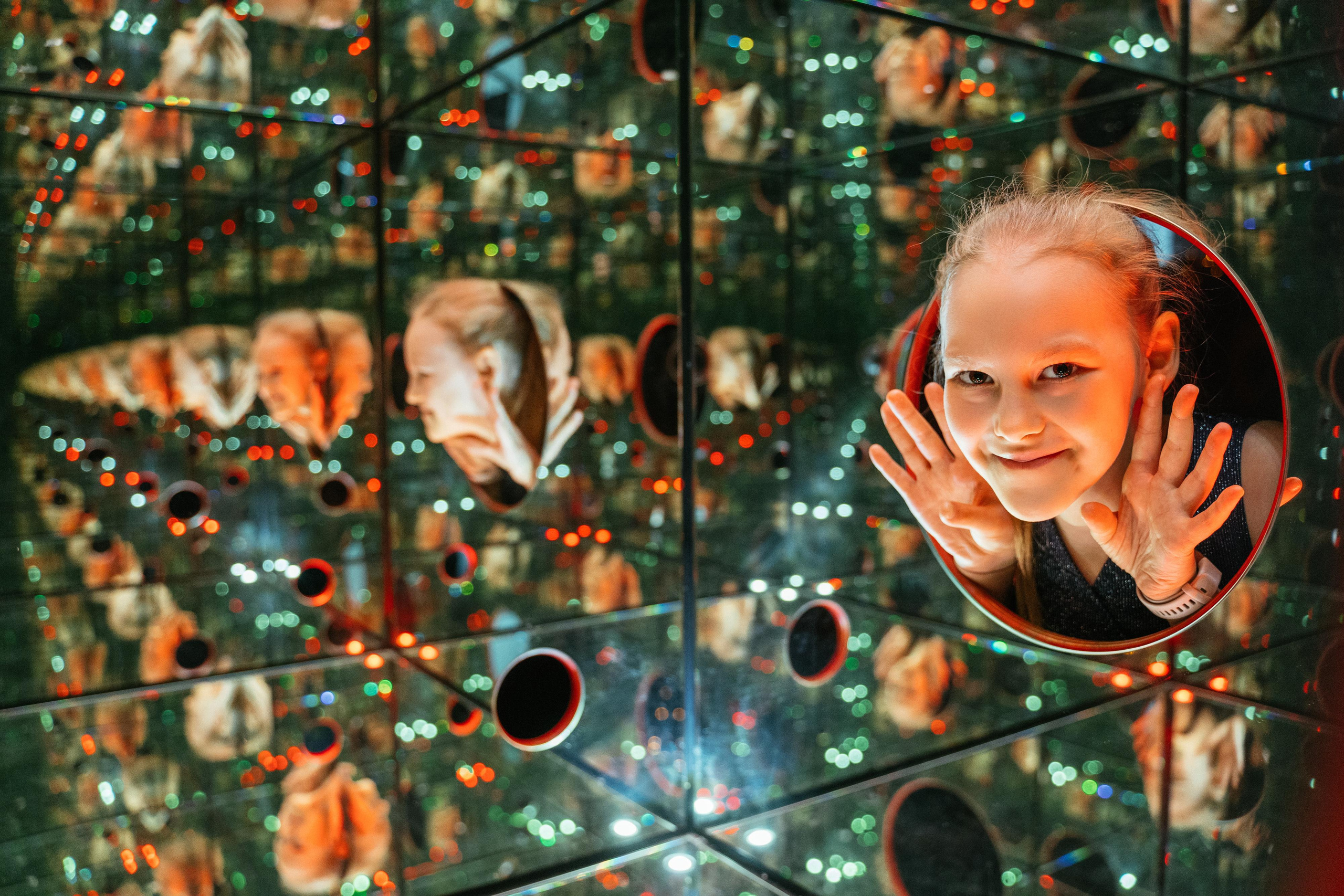 День рождения Вари в Ньютон-парке. Выпускные альбомы для детского сада и школы в Красноярске Мария Русяев