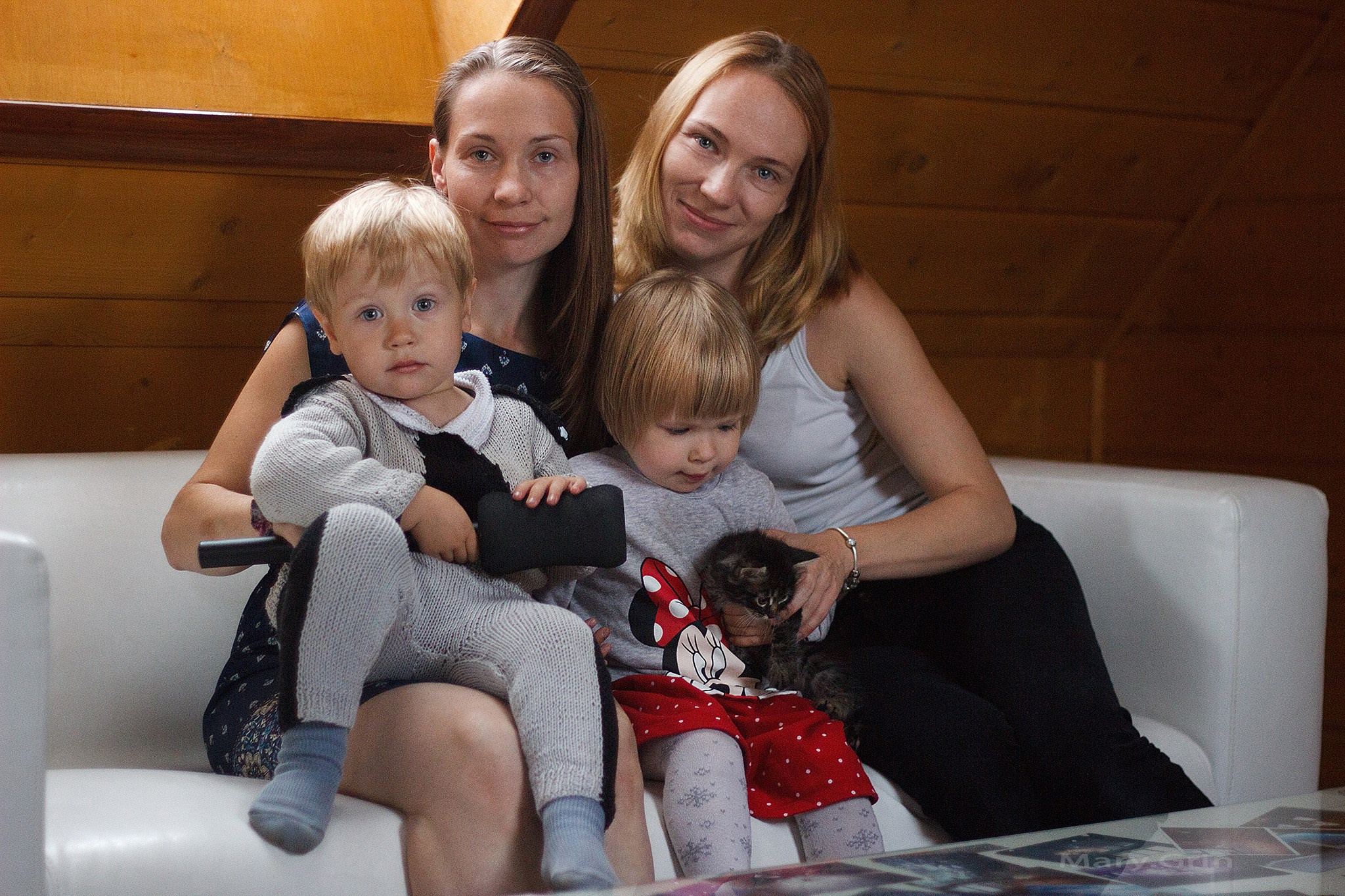 Домашняя фотосессия у двух сестёр. Детский и семейный фотограф, фотограф мероприятий Нижний Новгород