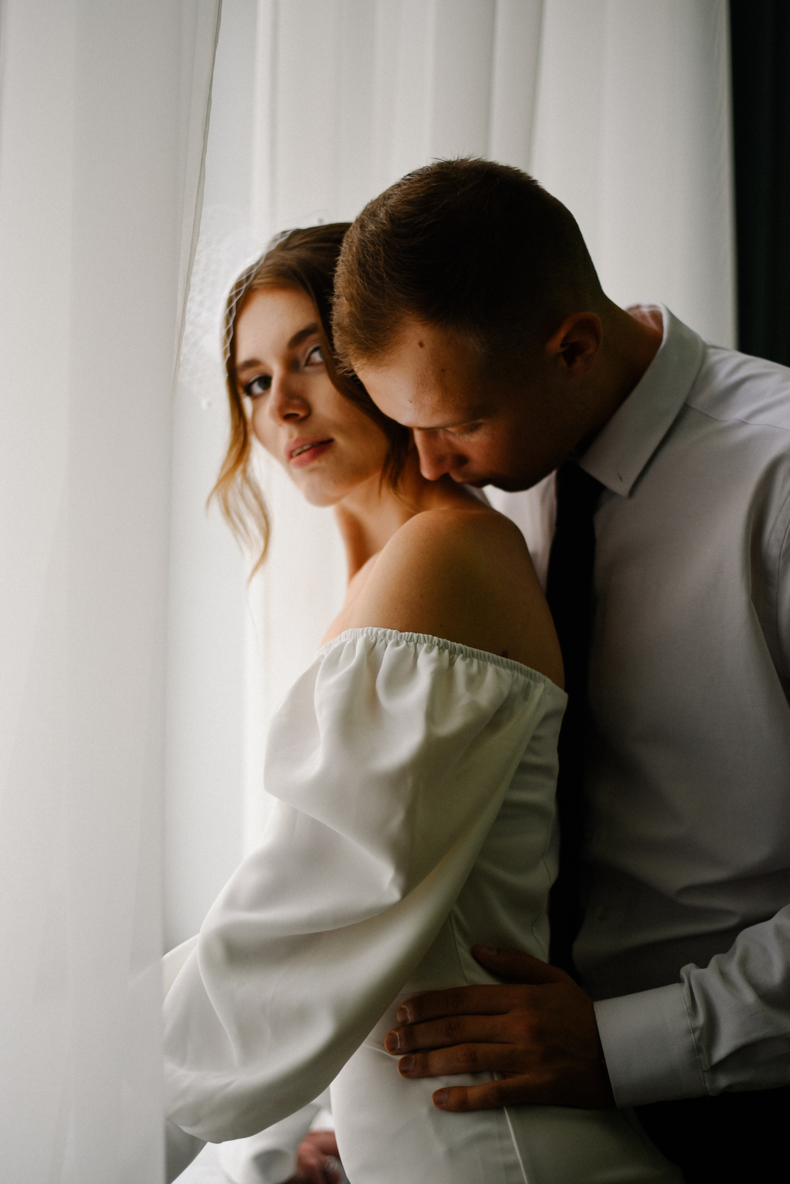 Егор и Виктория Грибоедовский ЗАГС и прогулка по городу. Фотограф Лола Волна, город Москва