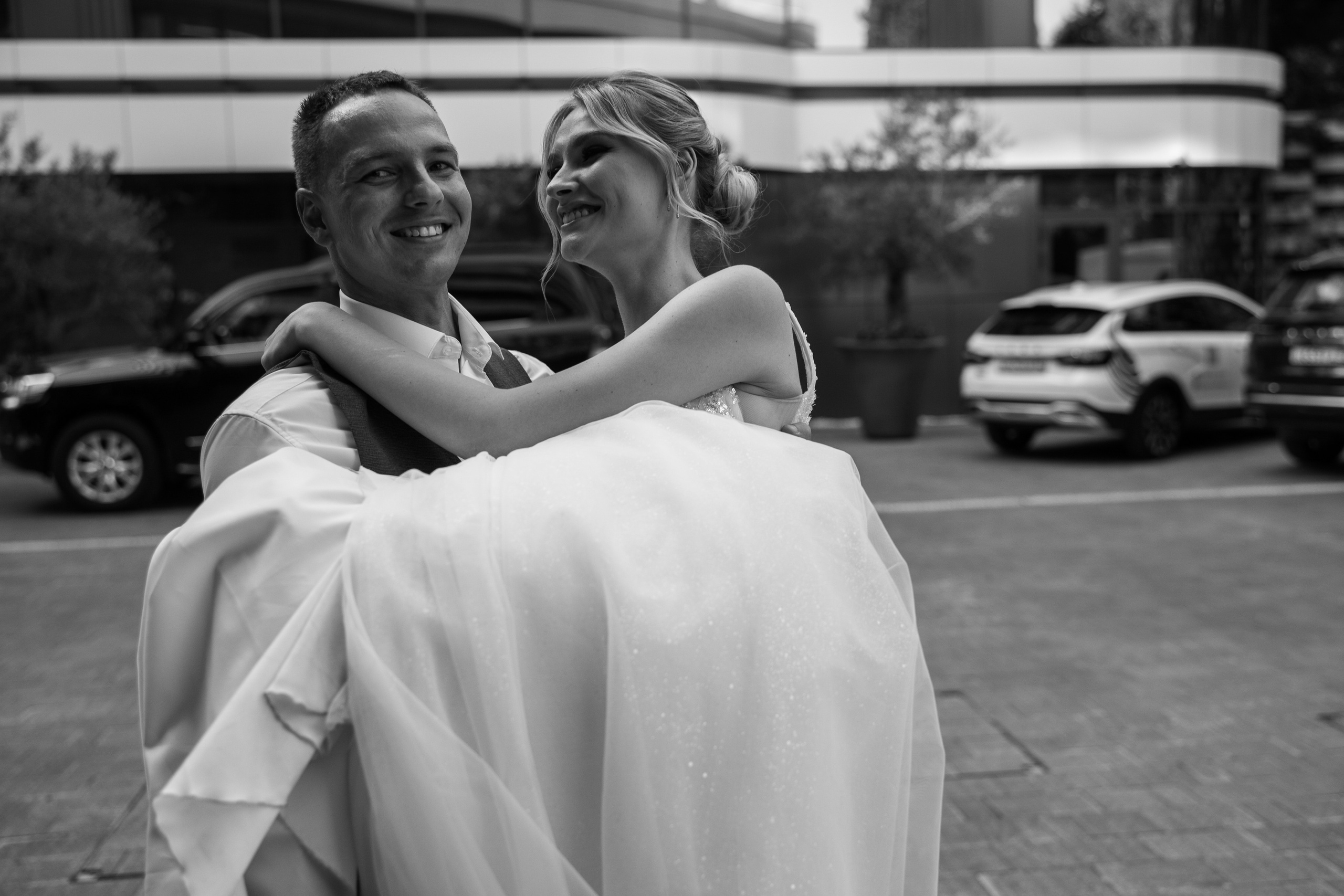 Е+В (Утро, ЗАГС, Luciano, Банкет). Профессиональная фотосъемка в Крыму. Натуральные эмоции и живые кадры. Забронируйте дату прямо сейчас!