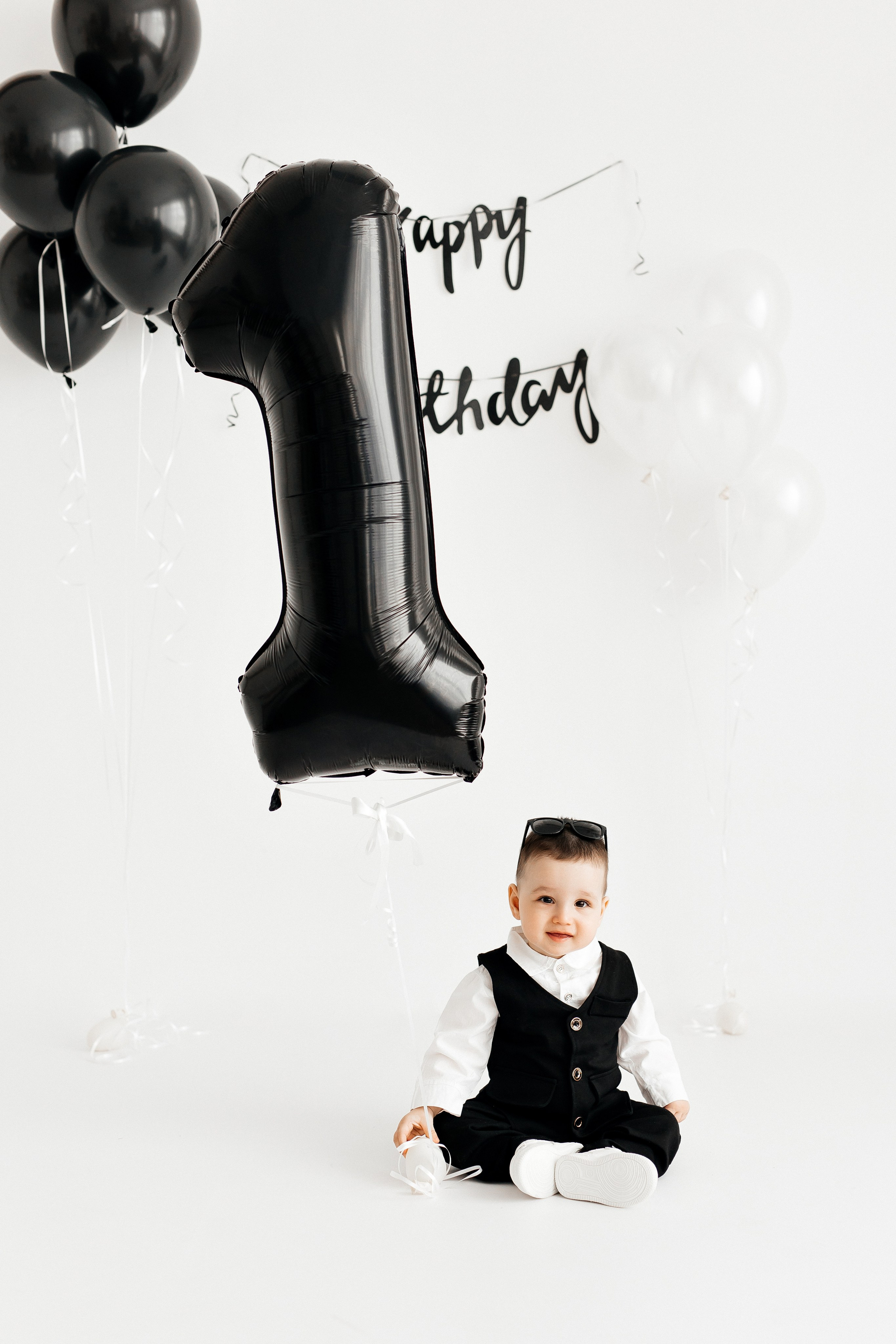 Годик минимализм. Профессиональная детская и семейная фотостудия в Краснодаре